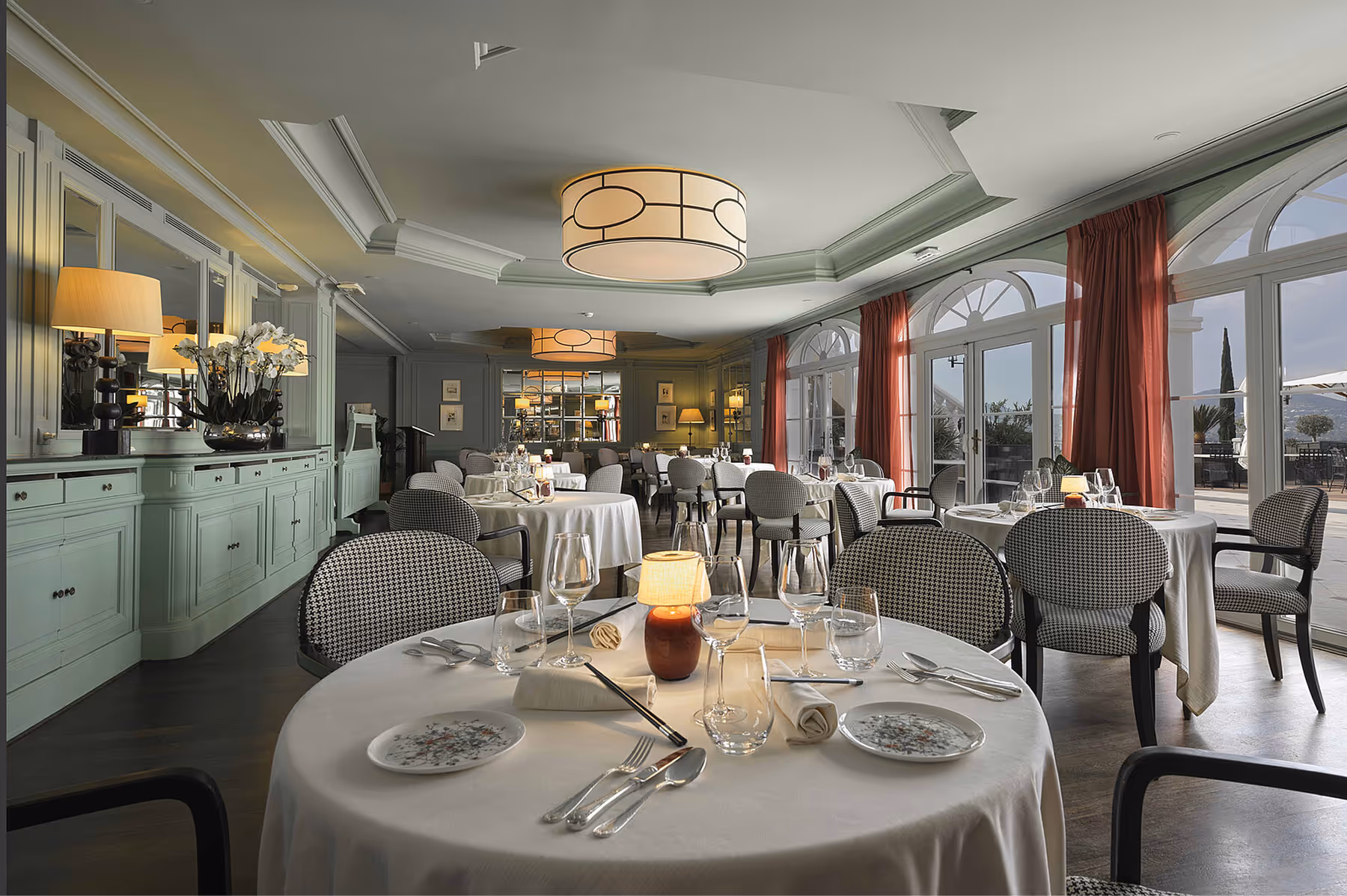 Althoff Villa Belrose dining 1