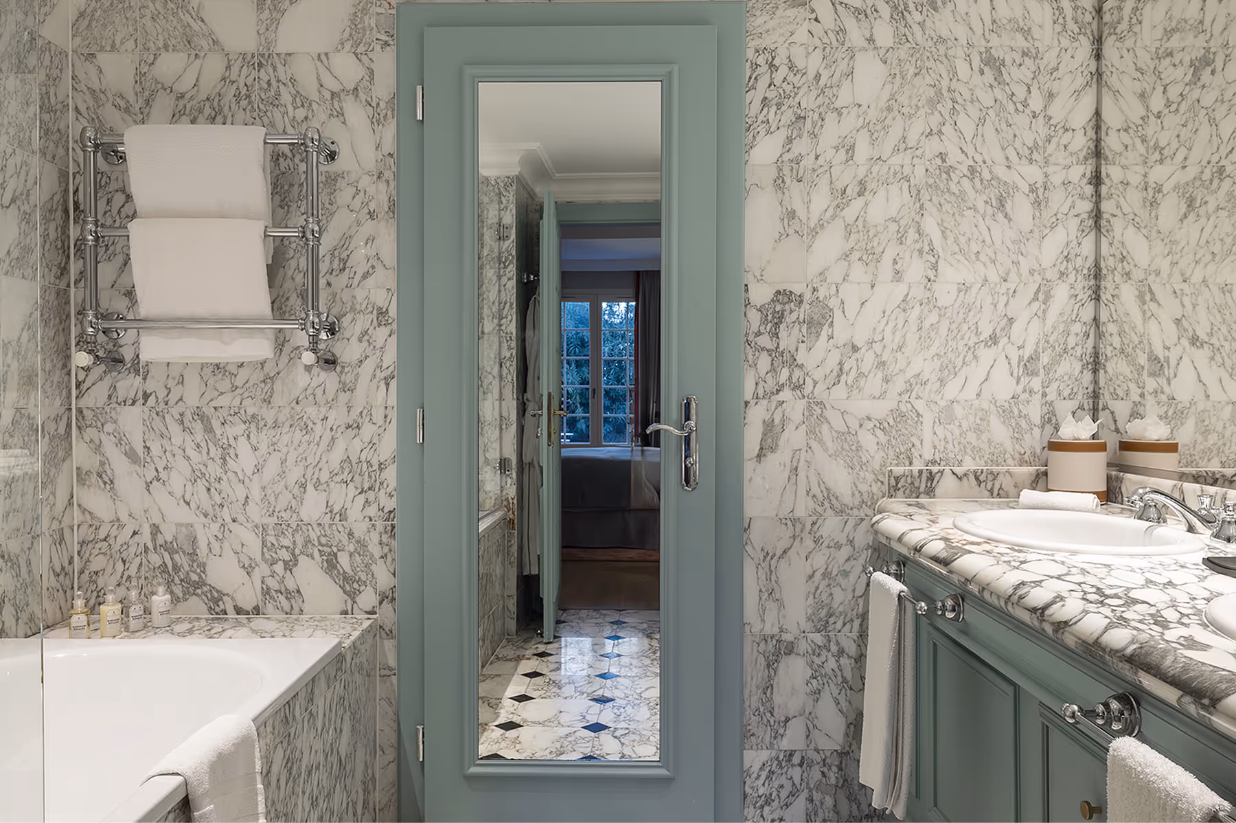 Althoff Villa Belrose rooms 2