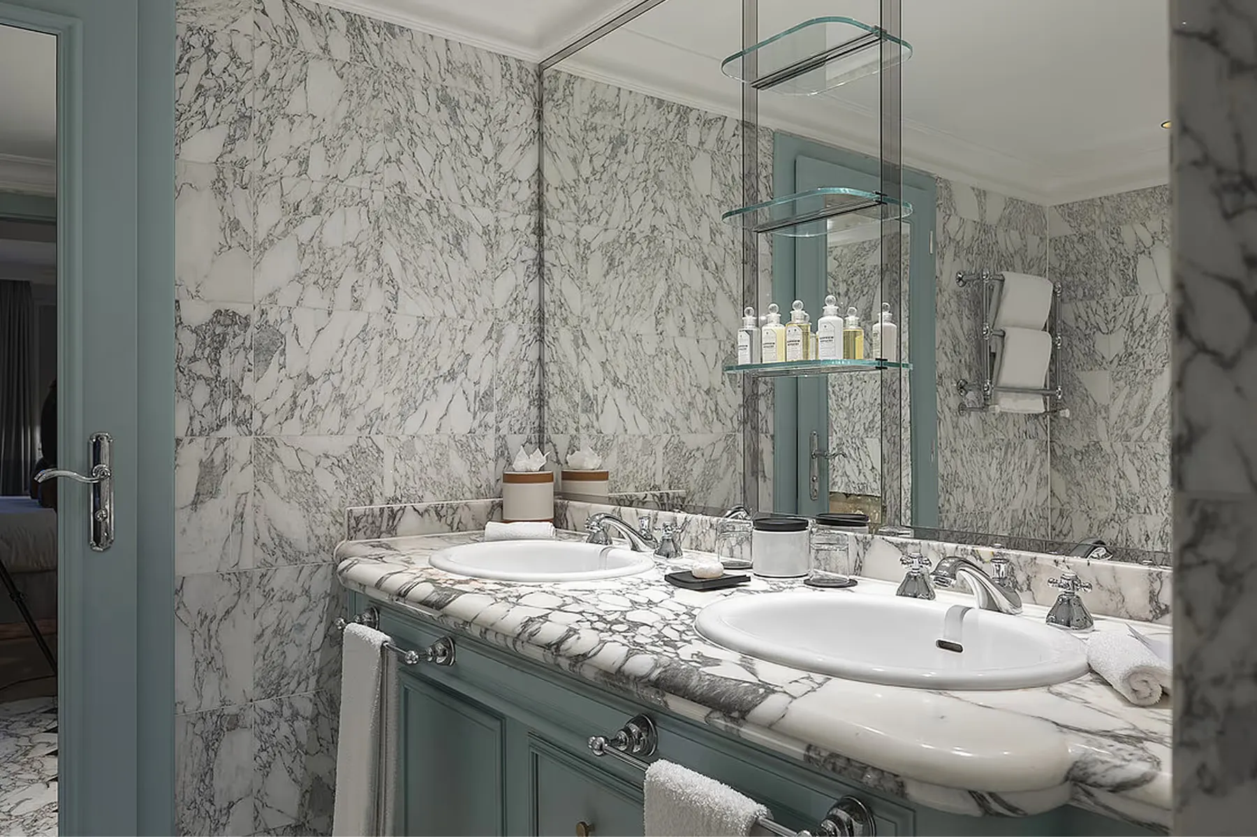 Althoff Villa Belrose rooms 4