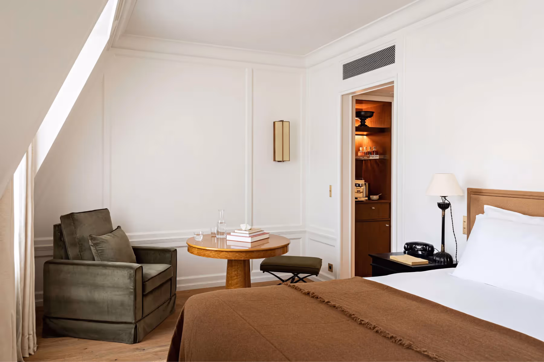 Hôtel Balzac rooms 7