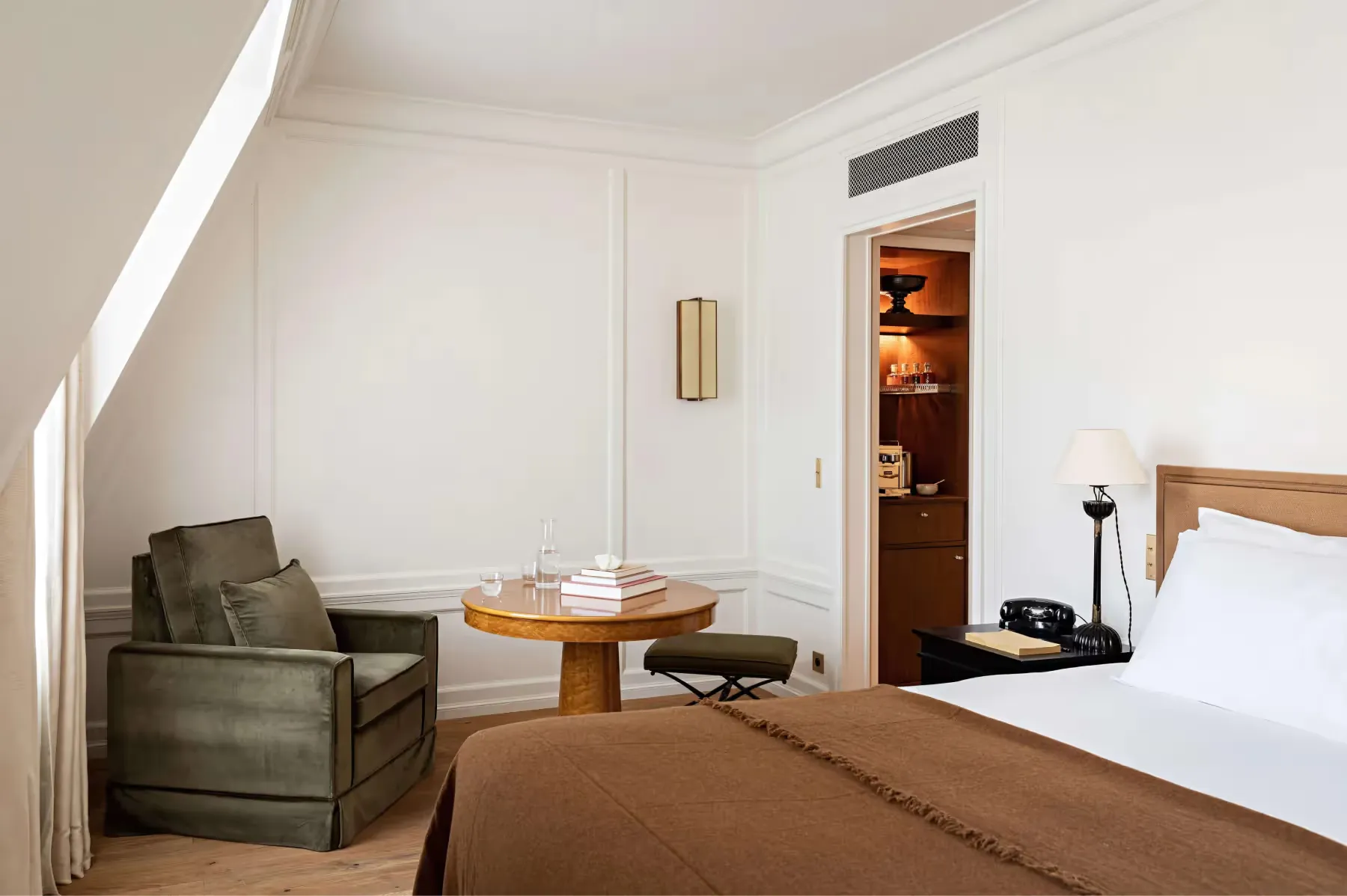 Hôtel Balzac rooms 7