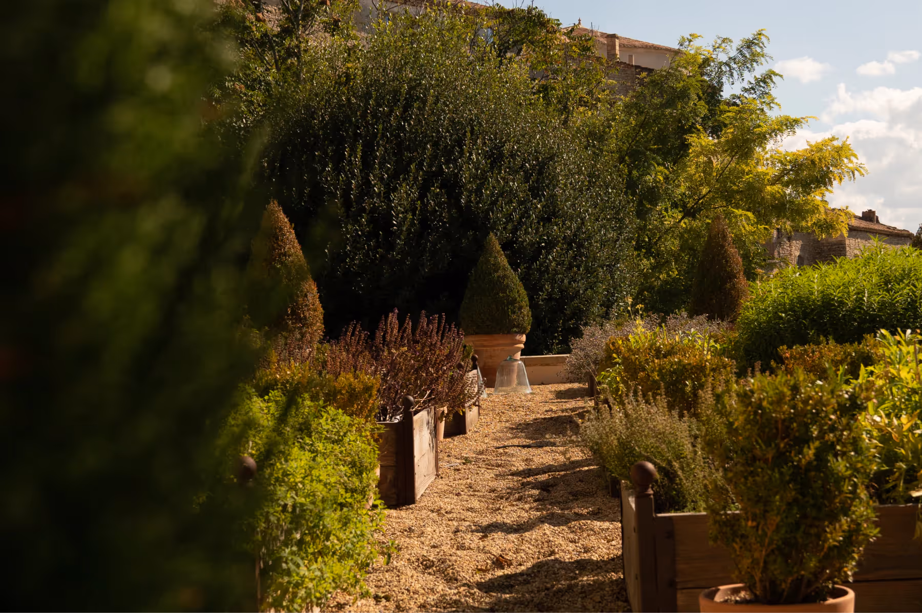 Airelles Gordes, La Bastide dining 12