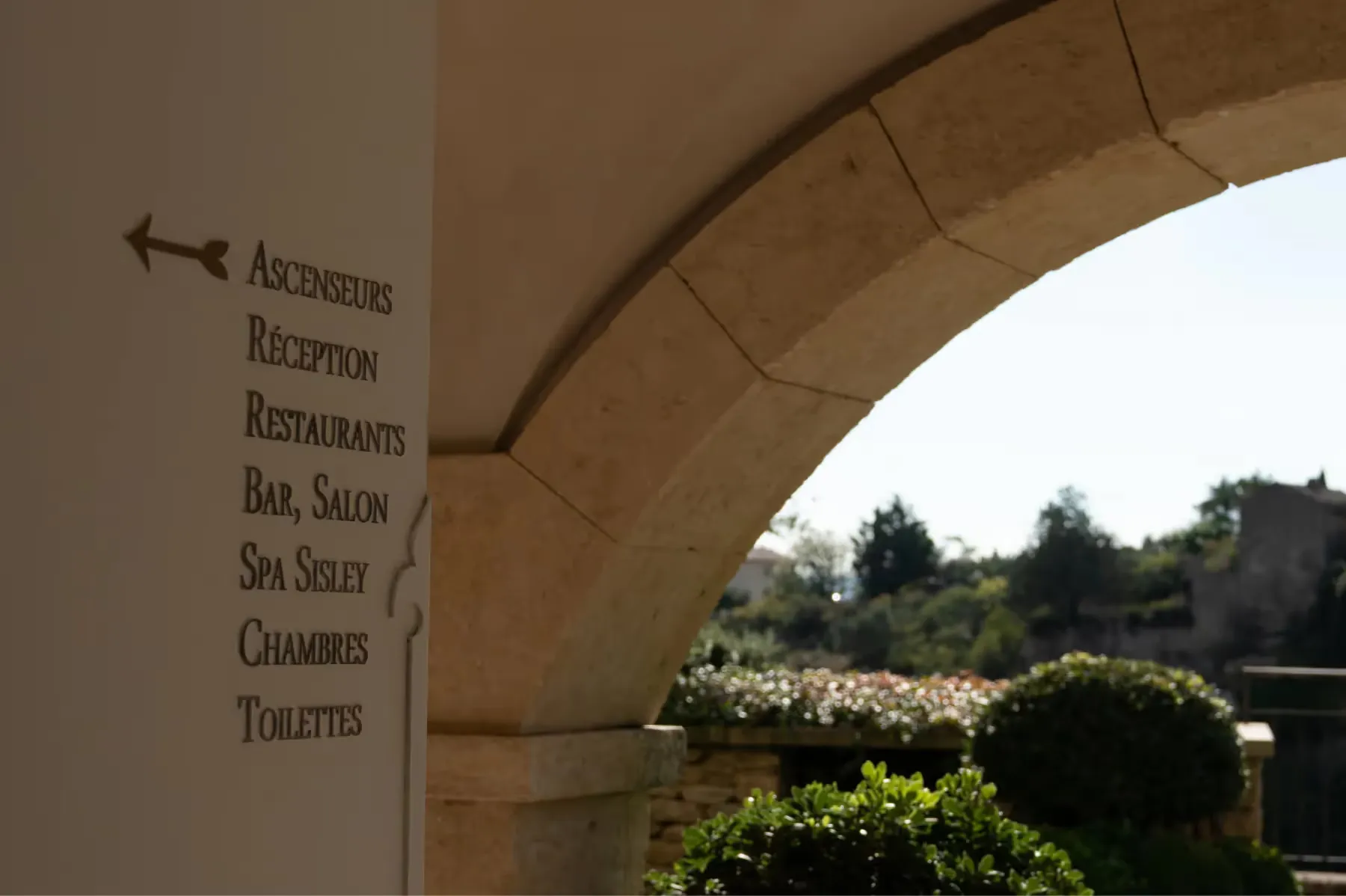 Airelles Gordes, La Bastide property 5