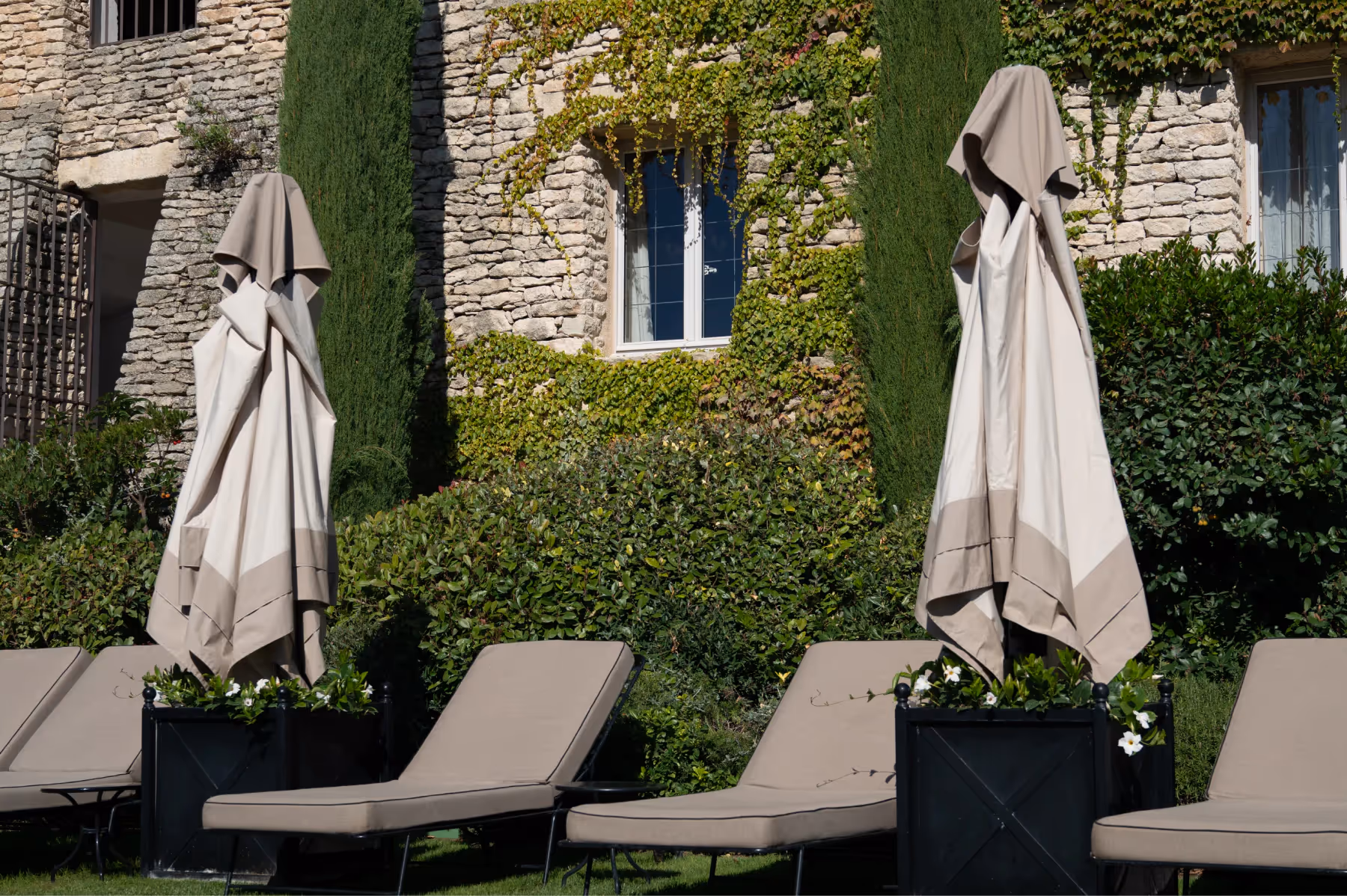 Airelles Gordes, La Bastide property 11