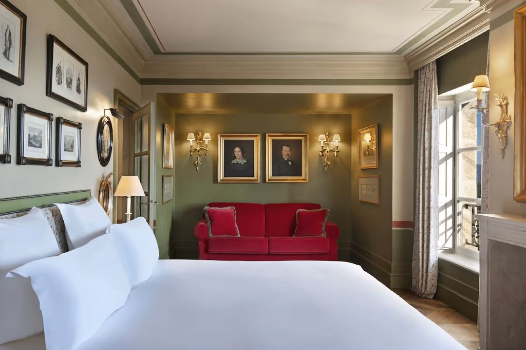 Airelles Gordes, La Bastide rooms 5