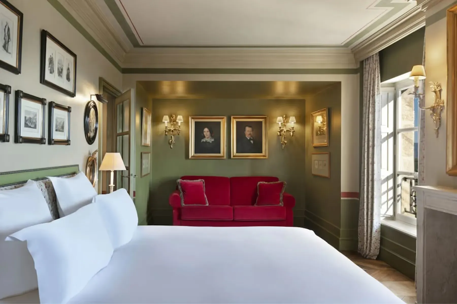 Airelles Gordes, La Bastide rooms 5