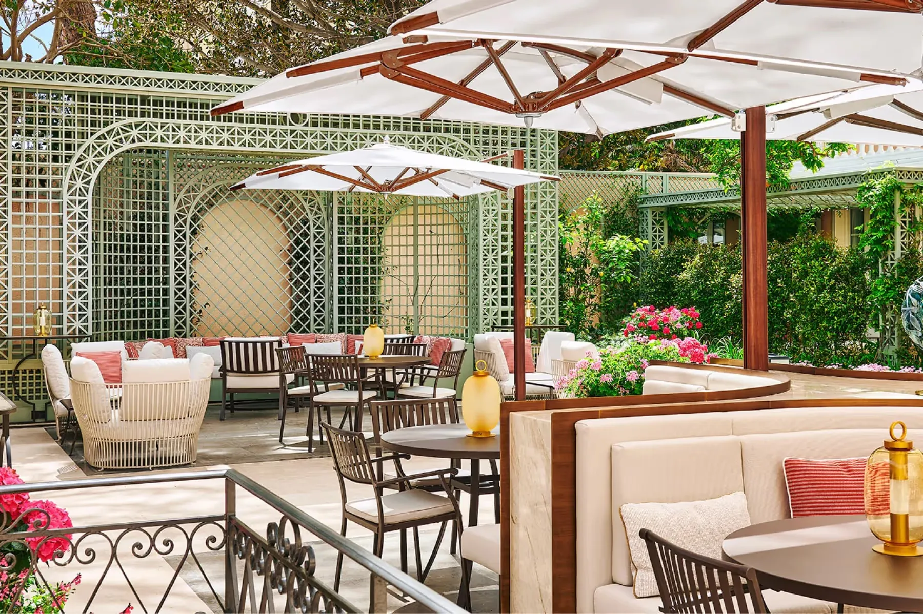 La Réserve de Beaulieu dining 10