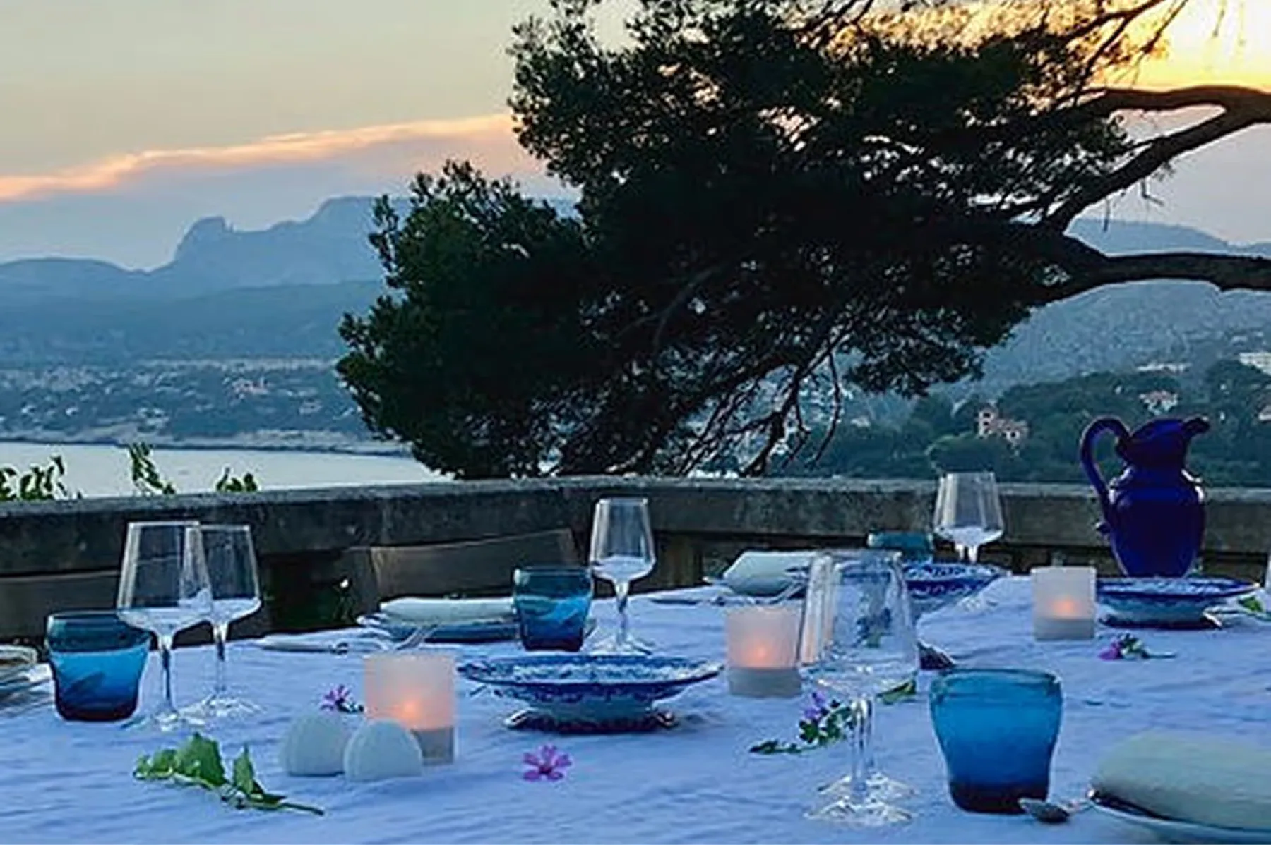 Le Domaine de Canaille dining 5
