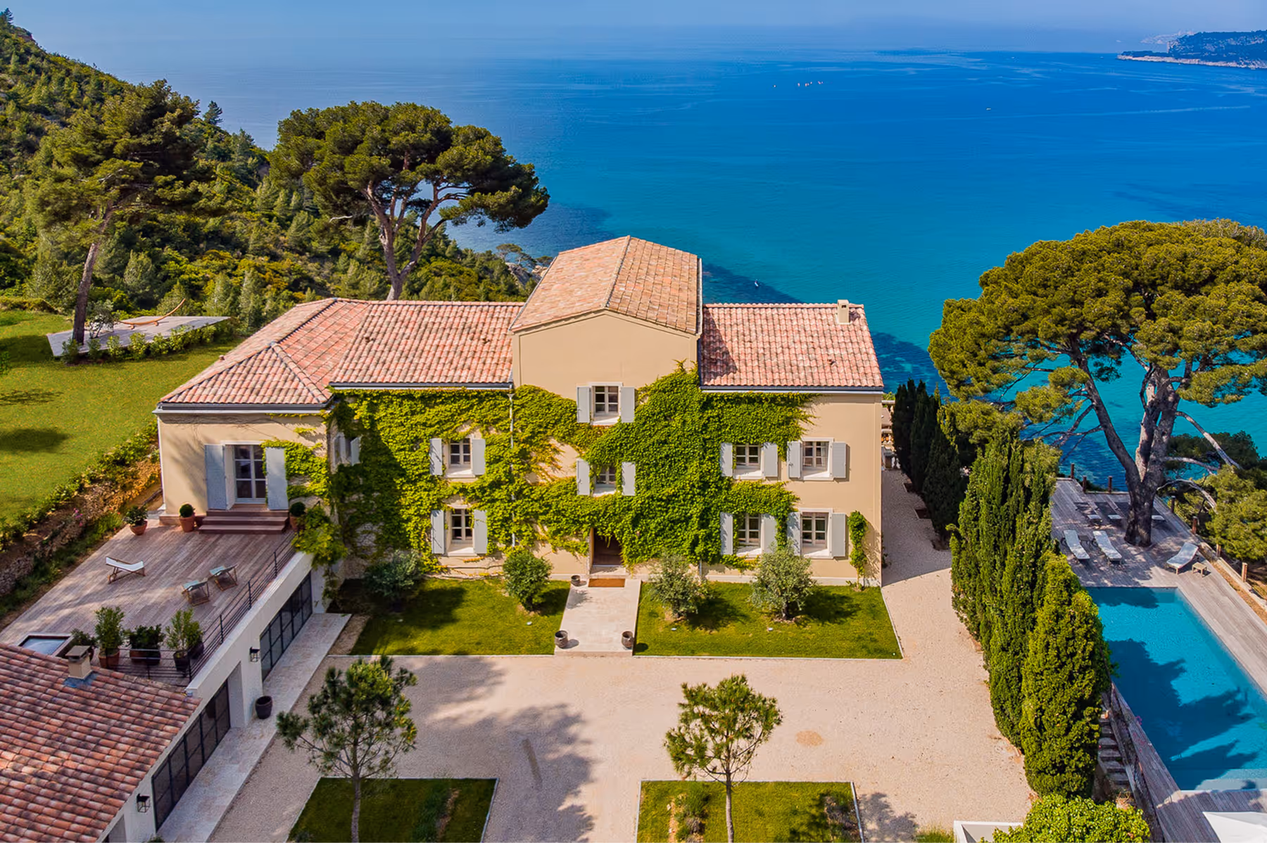 Le Domaine de Canaille overview 1