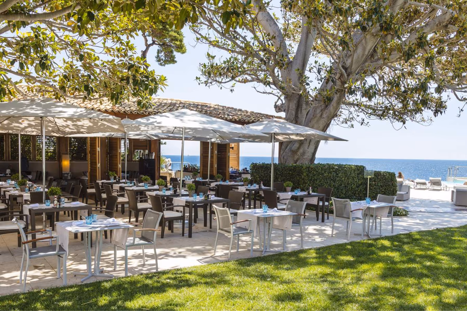 Hotel Cap-Estel dining 3