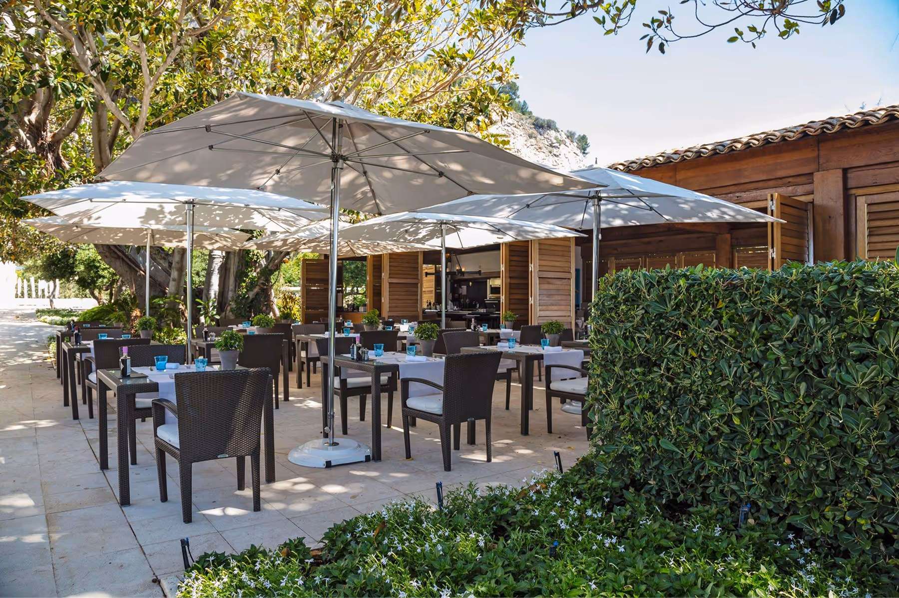 Hotel Cap-Estel dining 4