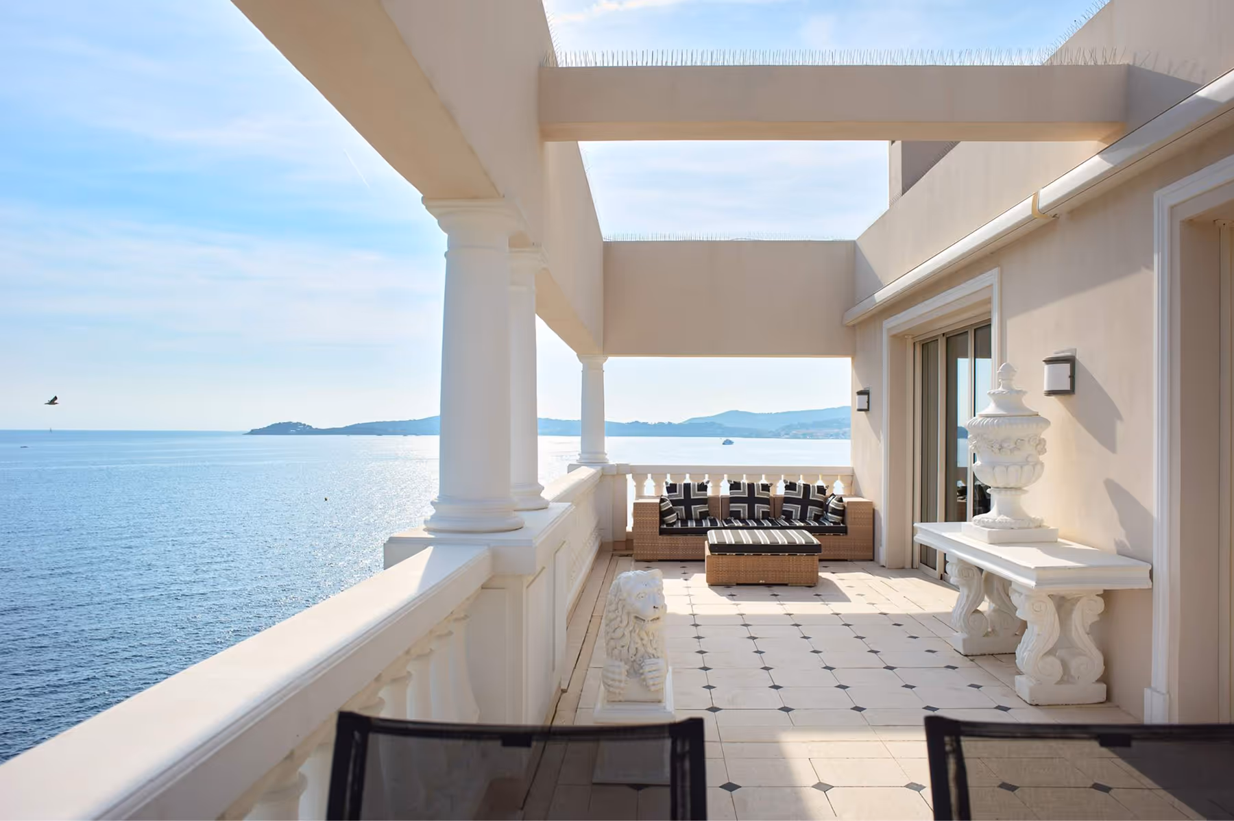 Hotel Cap-Estel overview 2