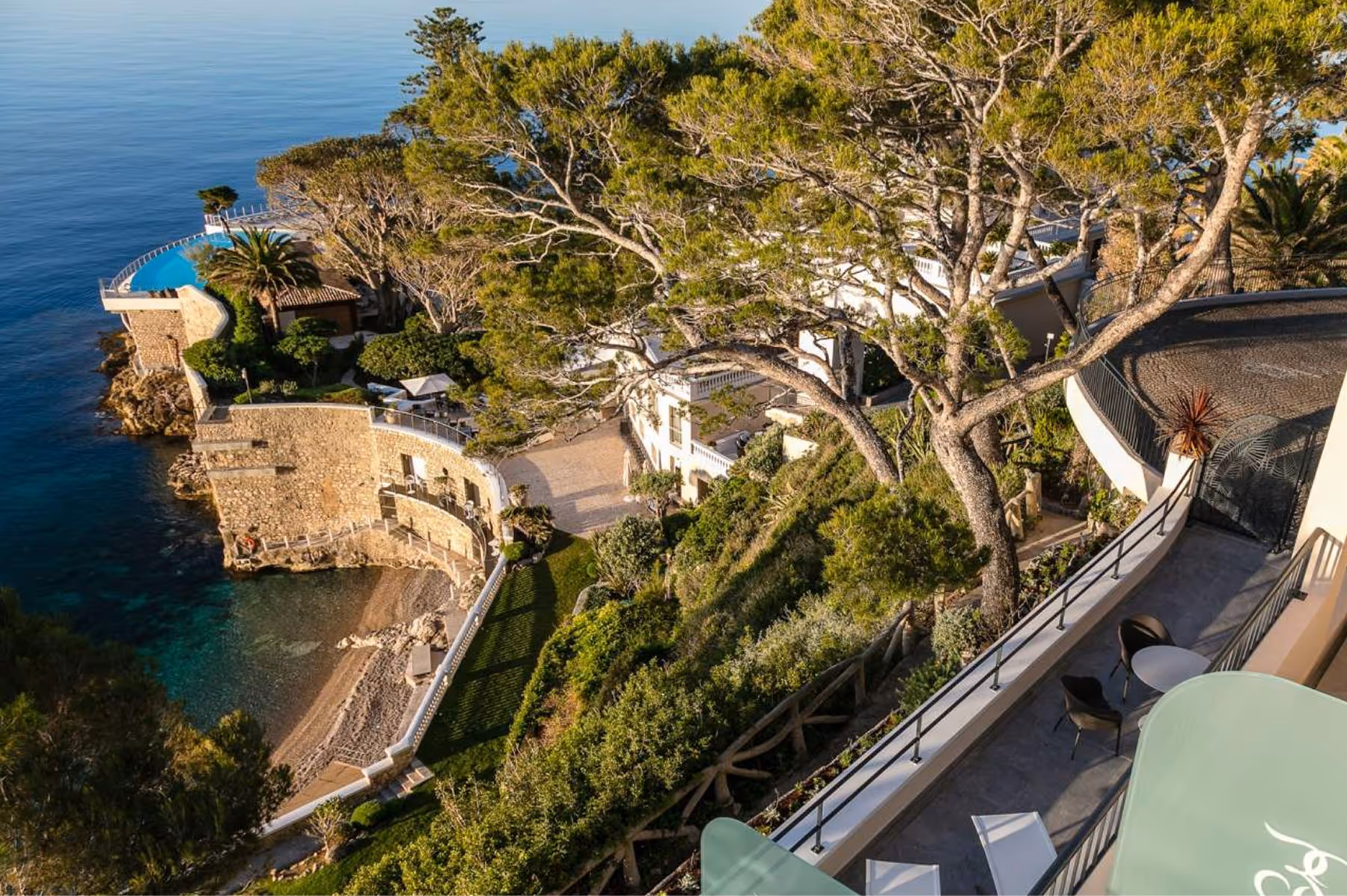 Hotel Cap-Estel property 6