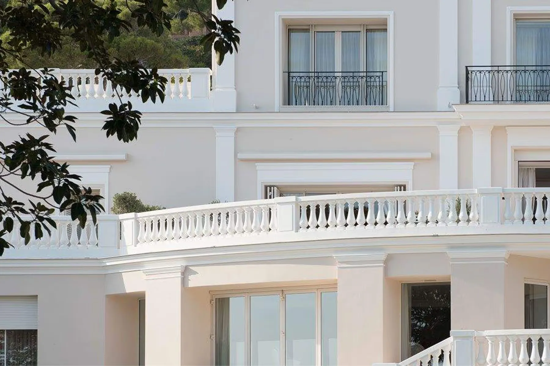Hotel Cap-Estel property 11