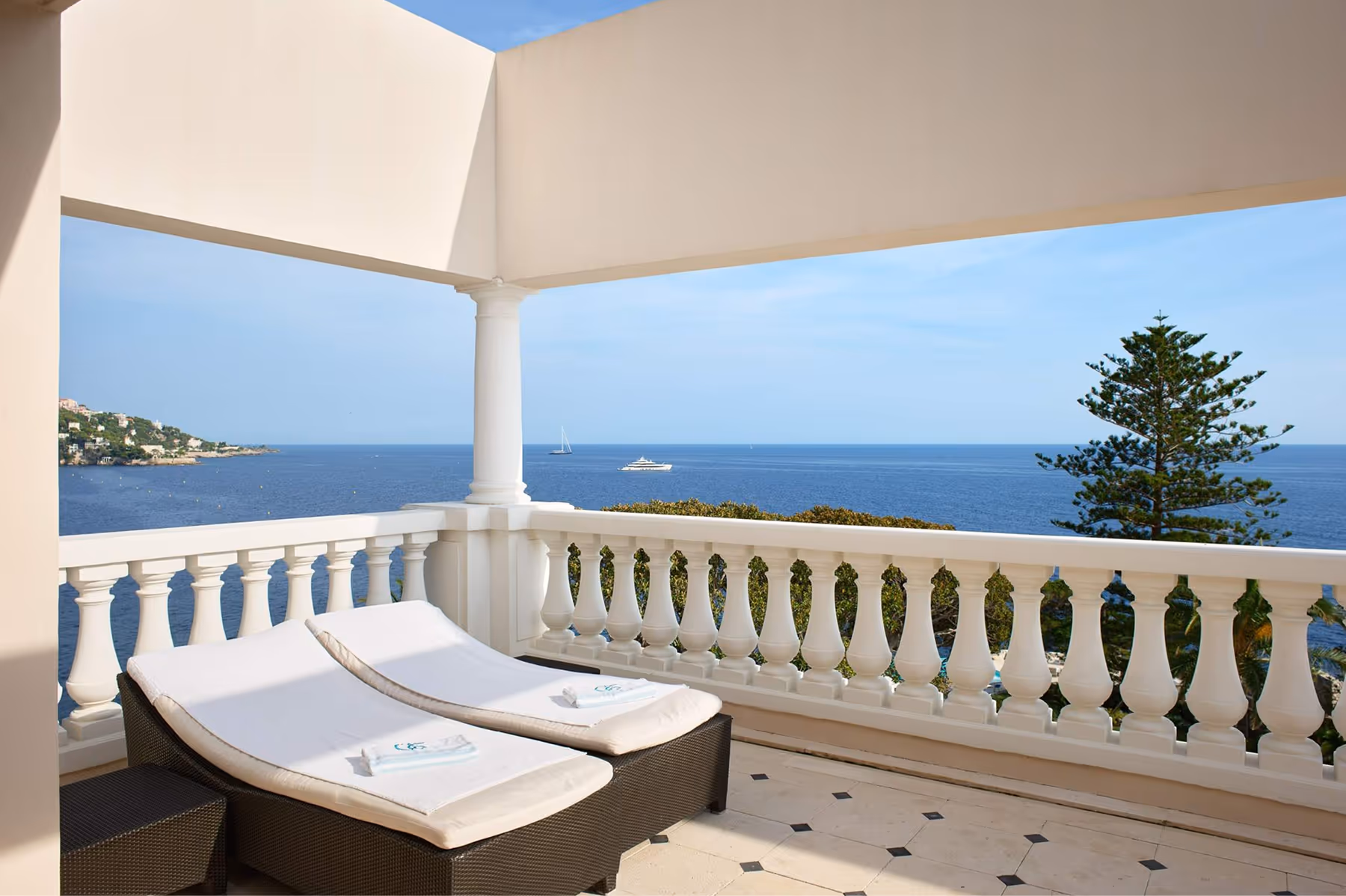 Hotel Cap-Estel rooms 2