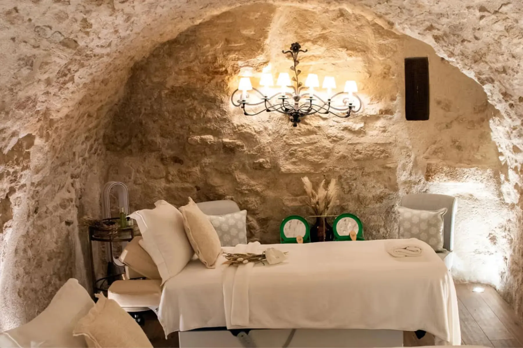 Hôtel Crillon le Brave activities 2