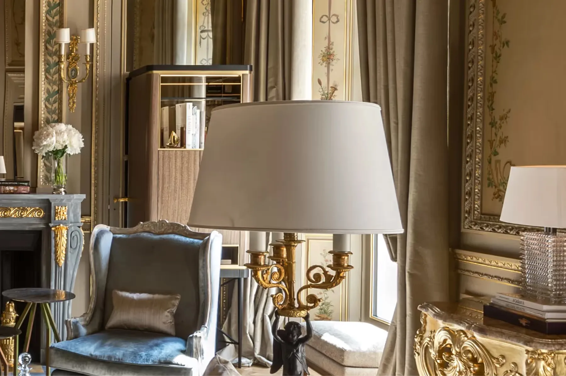 Hôtel de Crillon overview 3