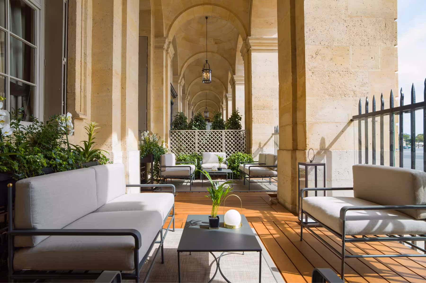 Hôtel de Crillon overview 6