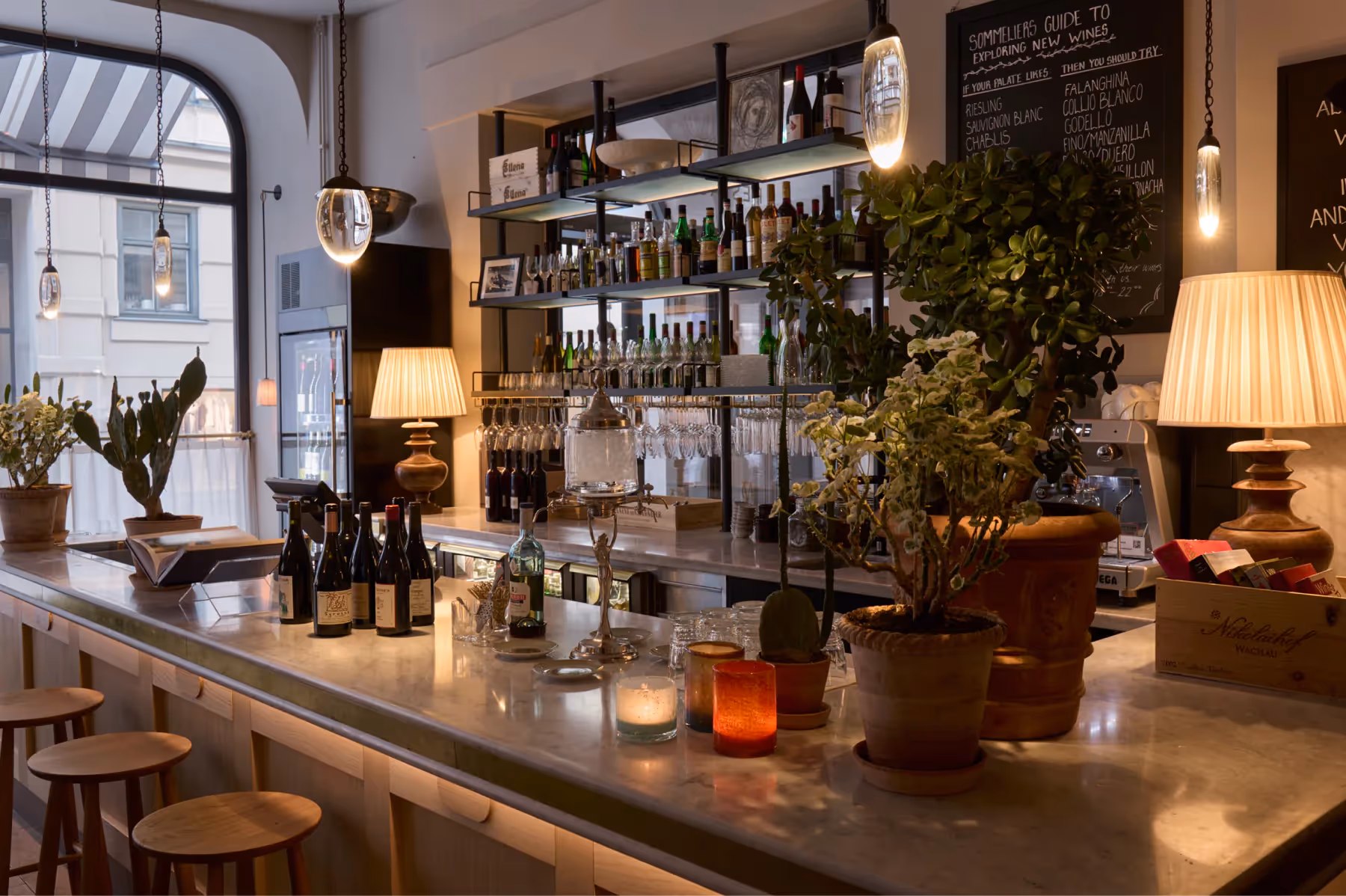 Villa Dagmar dining 3
