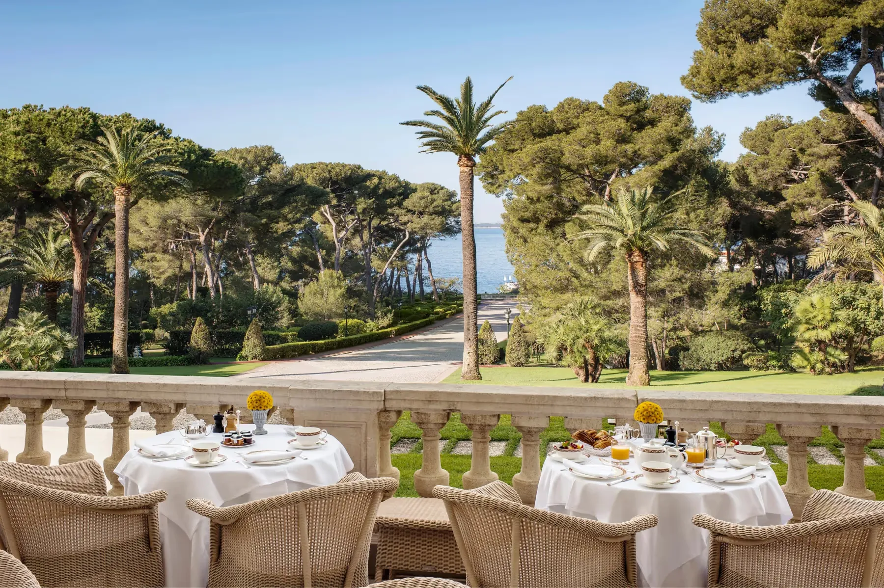 Hôtel du Cap-Eden-Roc dining 2