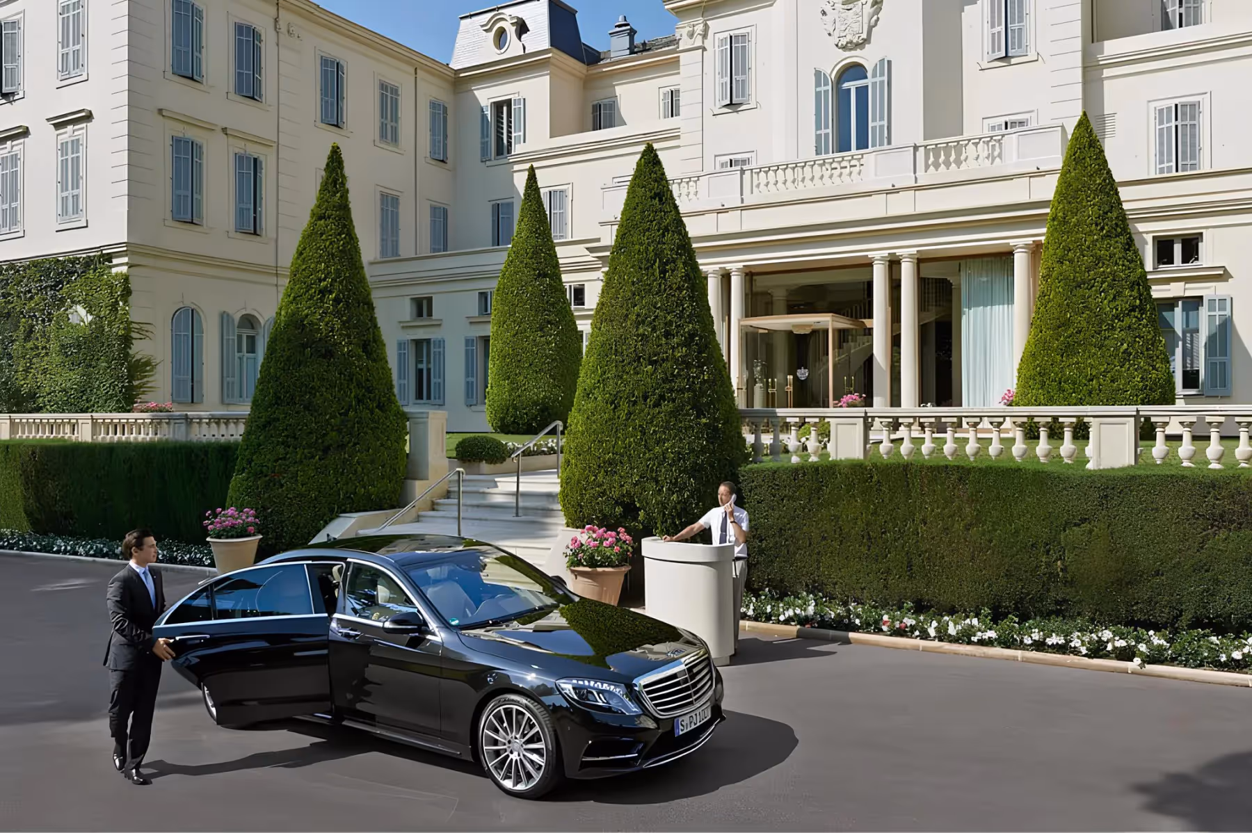 Hôtel du Cap-Eden-Roc overview 1