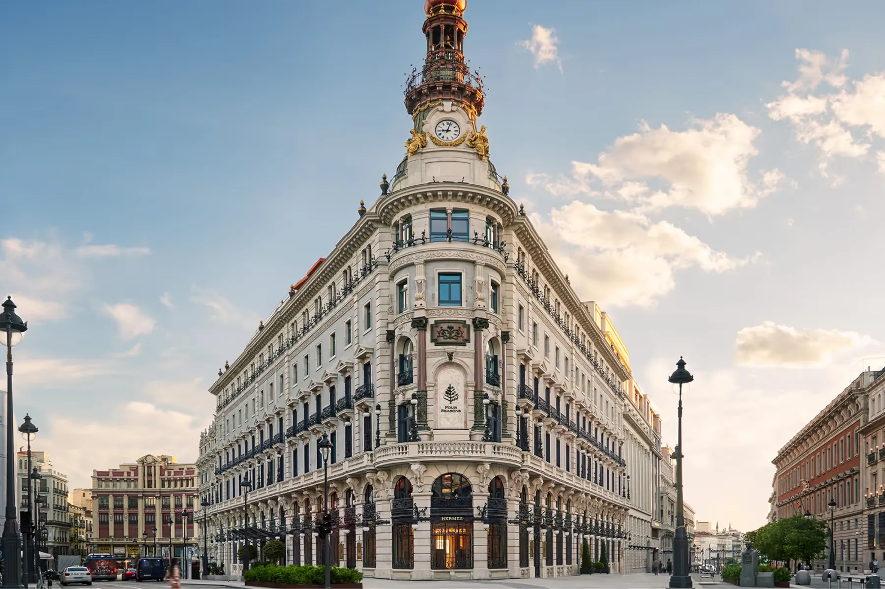 Four Seasons Hotel Madrid overview 1