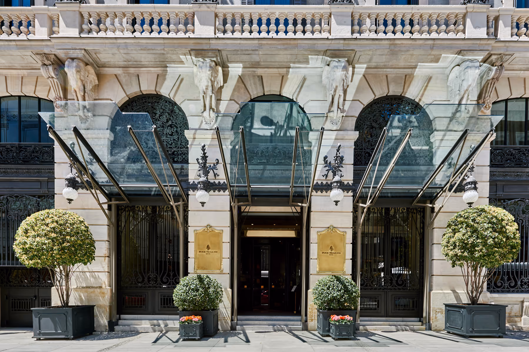 Four Seasons Hotel Madrid overview 2