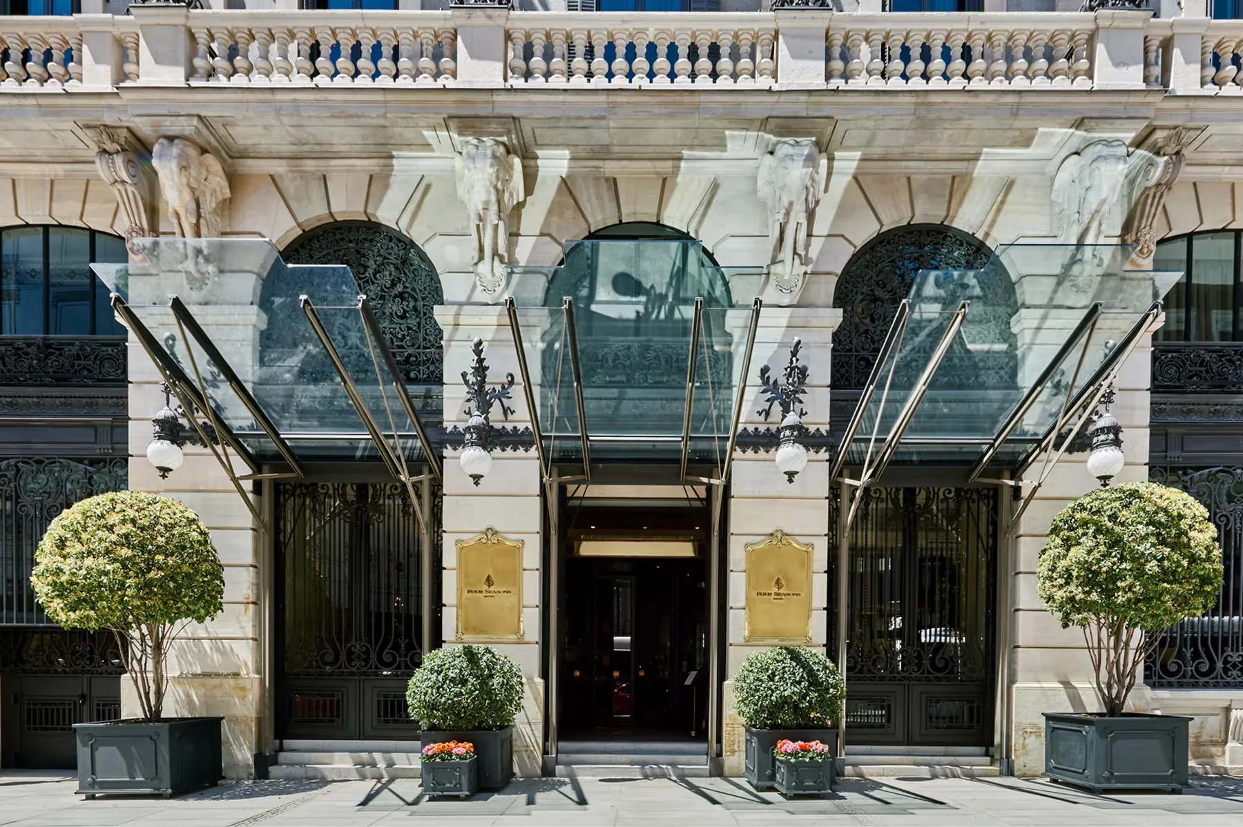 Four Seasons Hotel Madrid overview 2