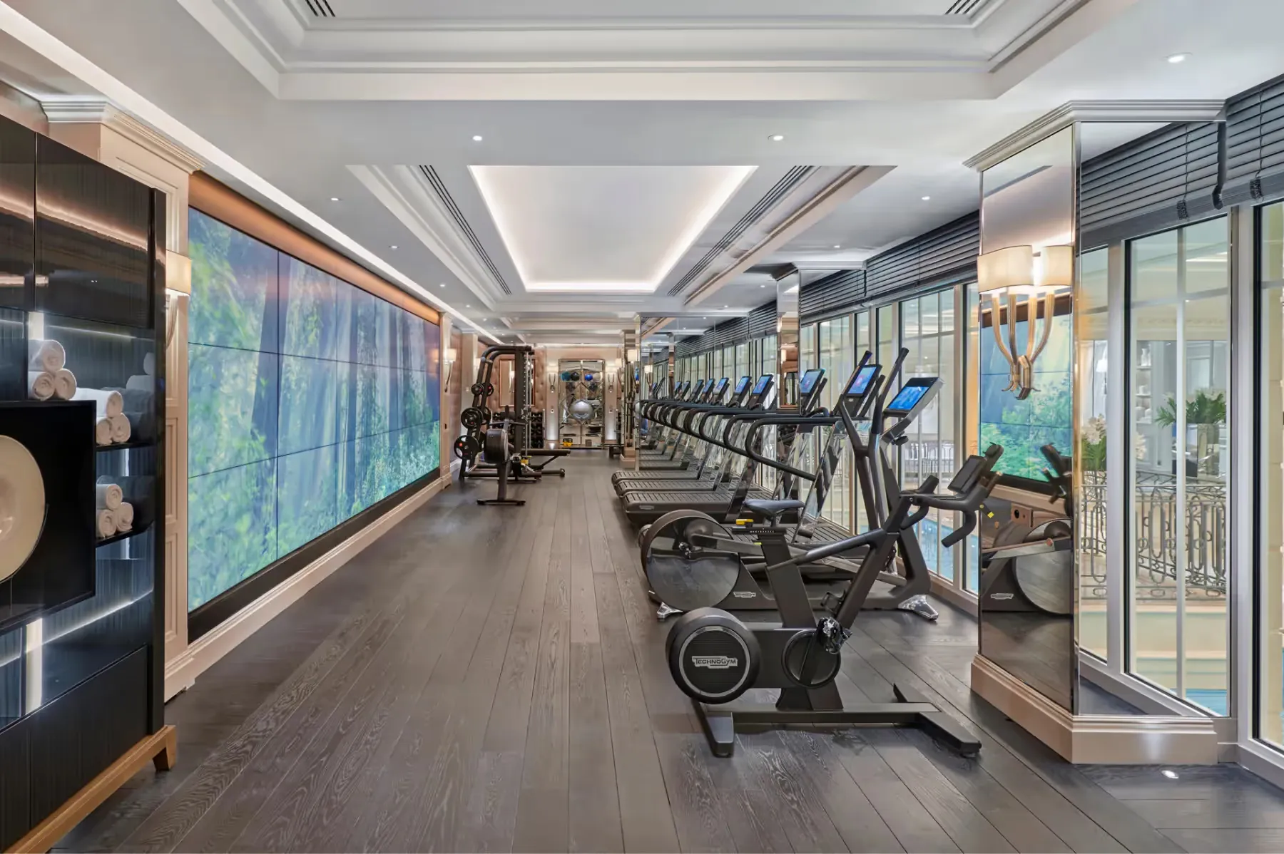 Four Seasons Hotel George V activities 4