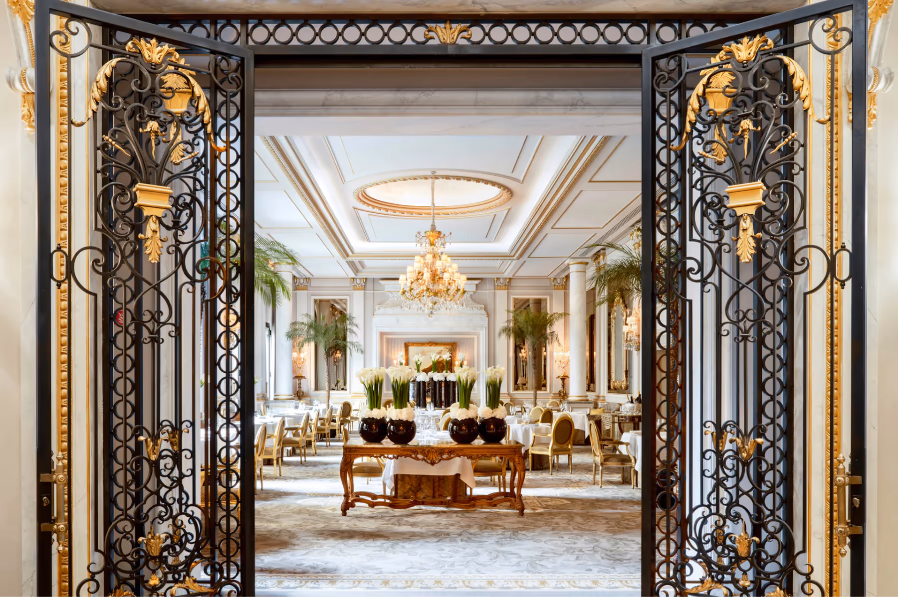 Four Seasons Hotel George V dining 6