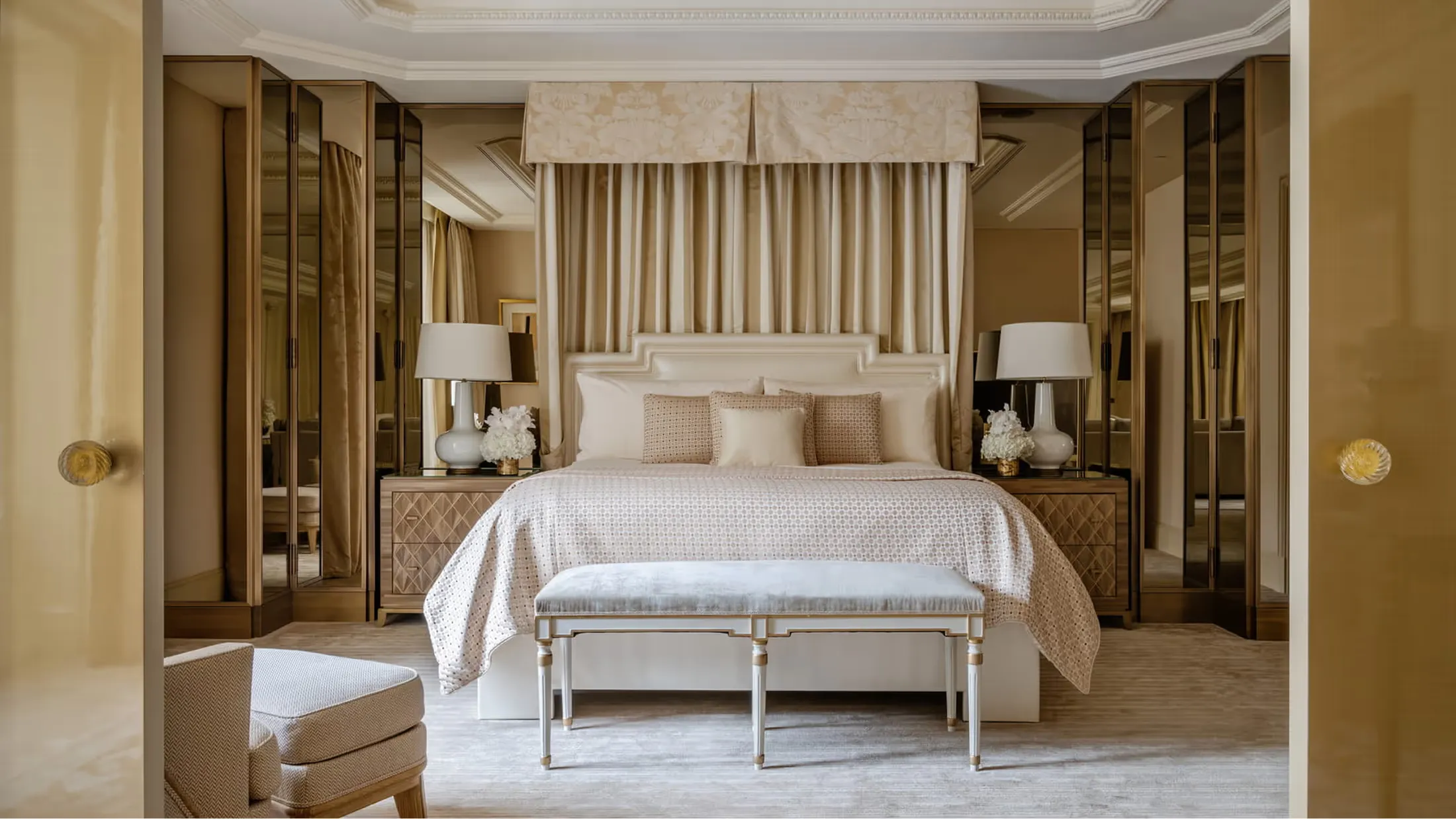 Four Seasons Hotel George V hero