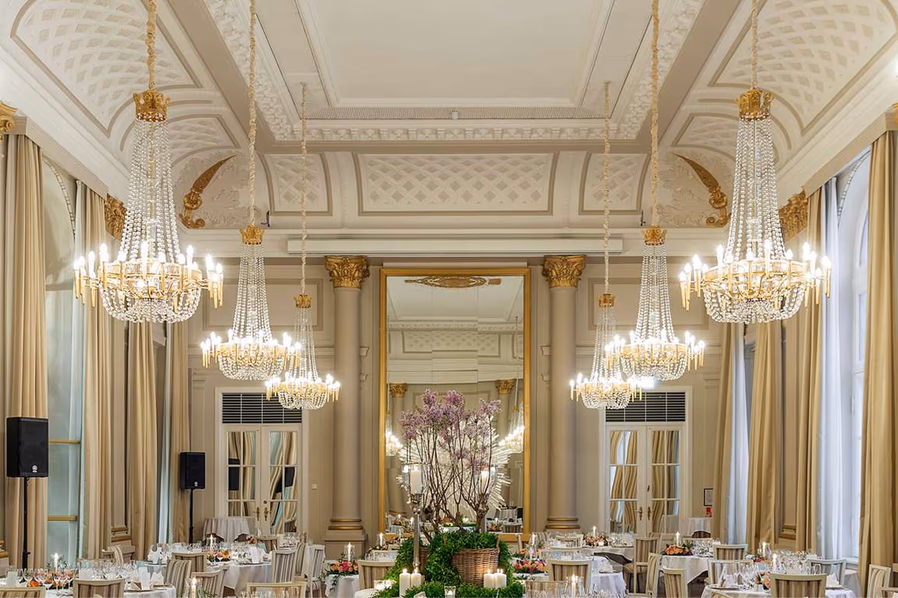 Hotel d'Angleterre dining 1