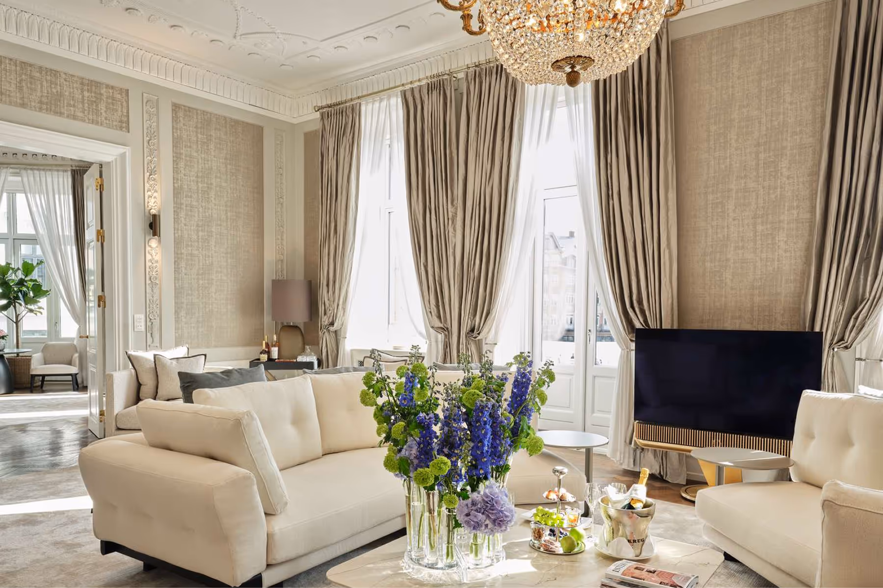 Hotel d'Angleterre overview 5
