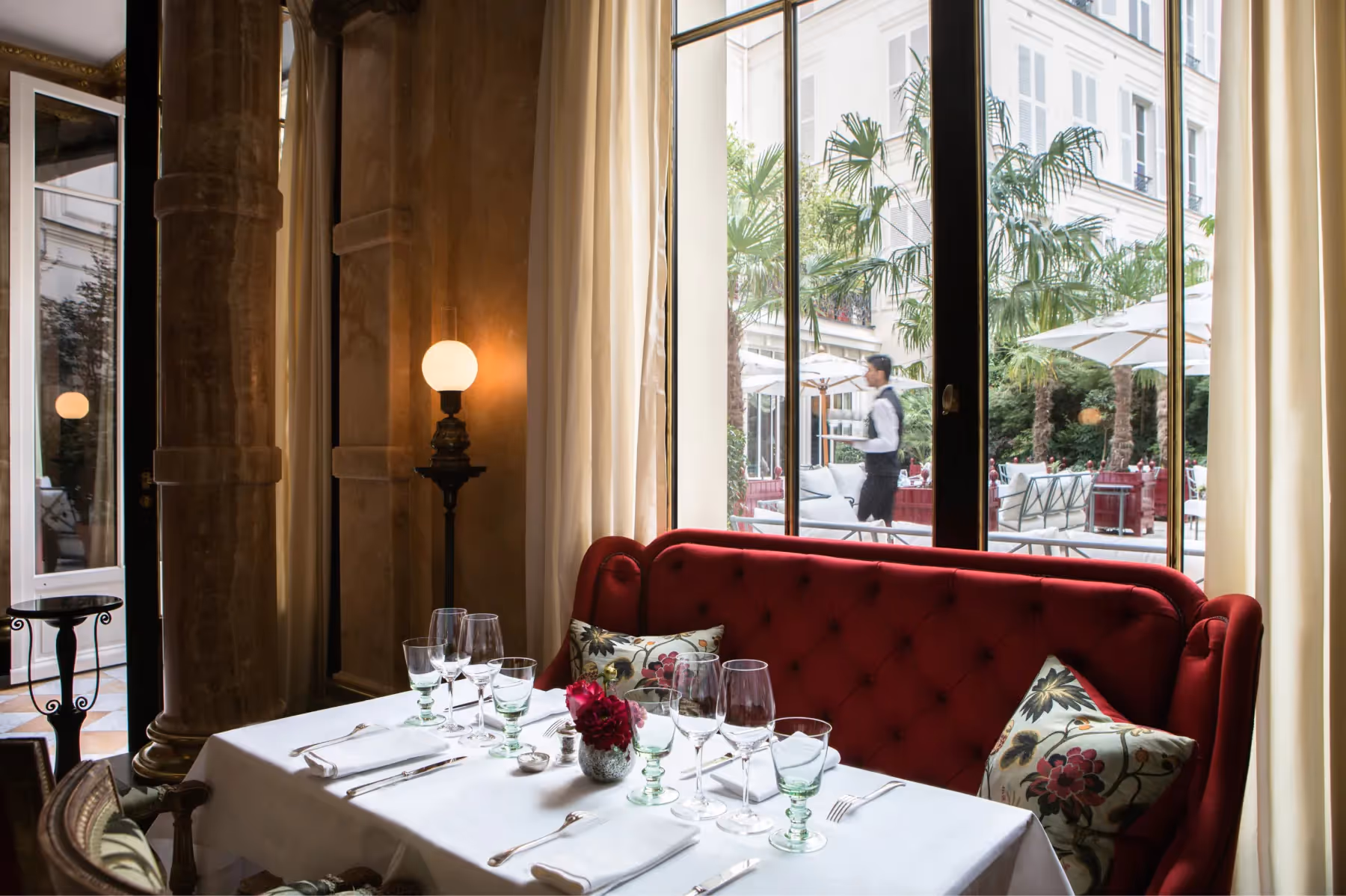 La Réserve Paris dining 6