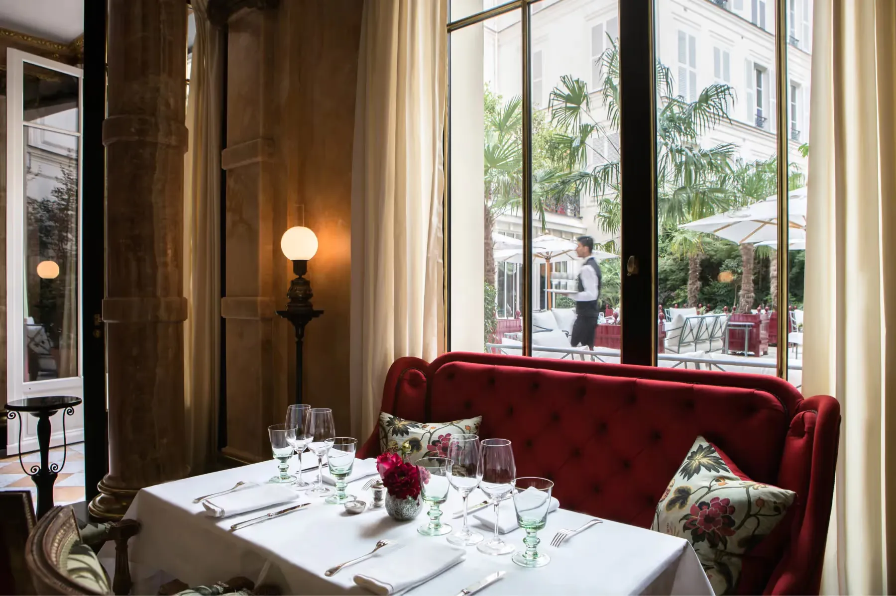 La Réserve Paris dining 6