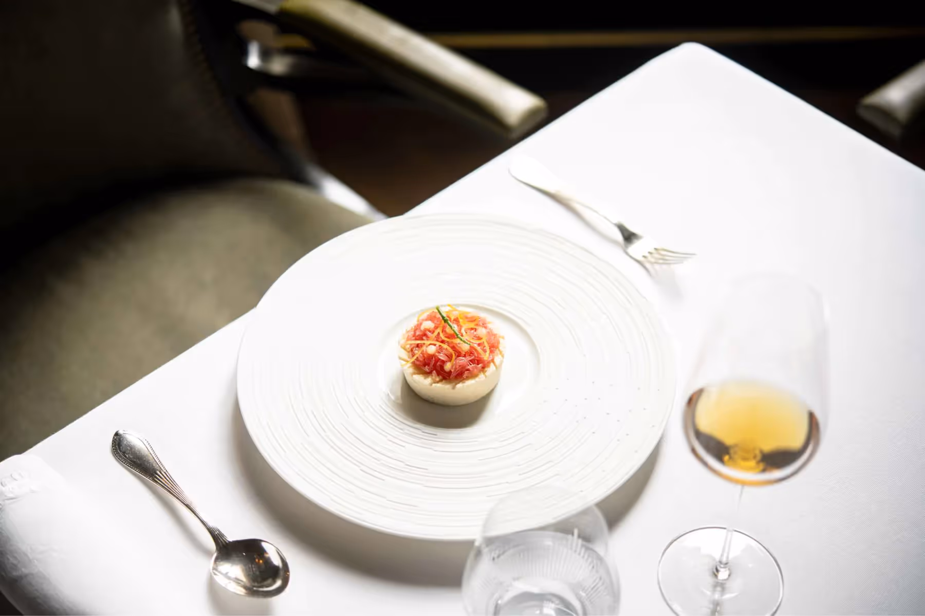 La Réserve Paris dining 9