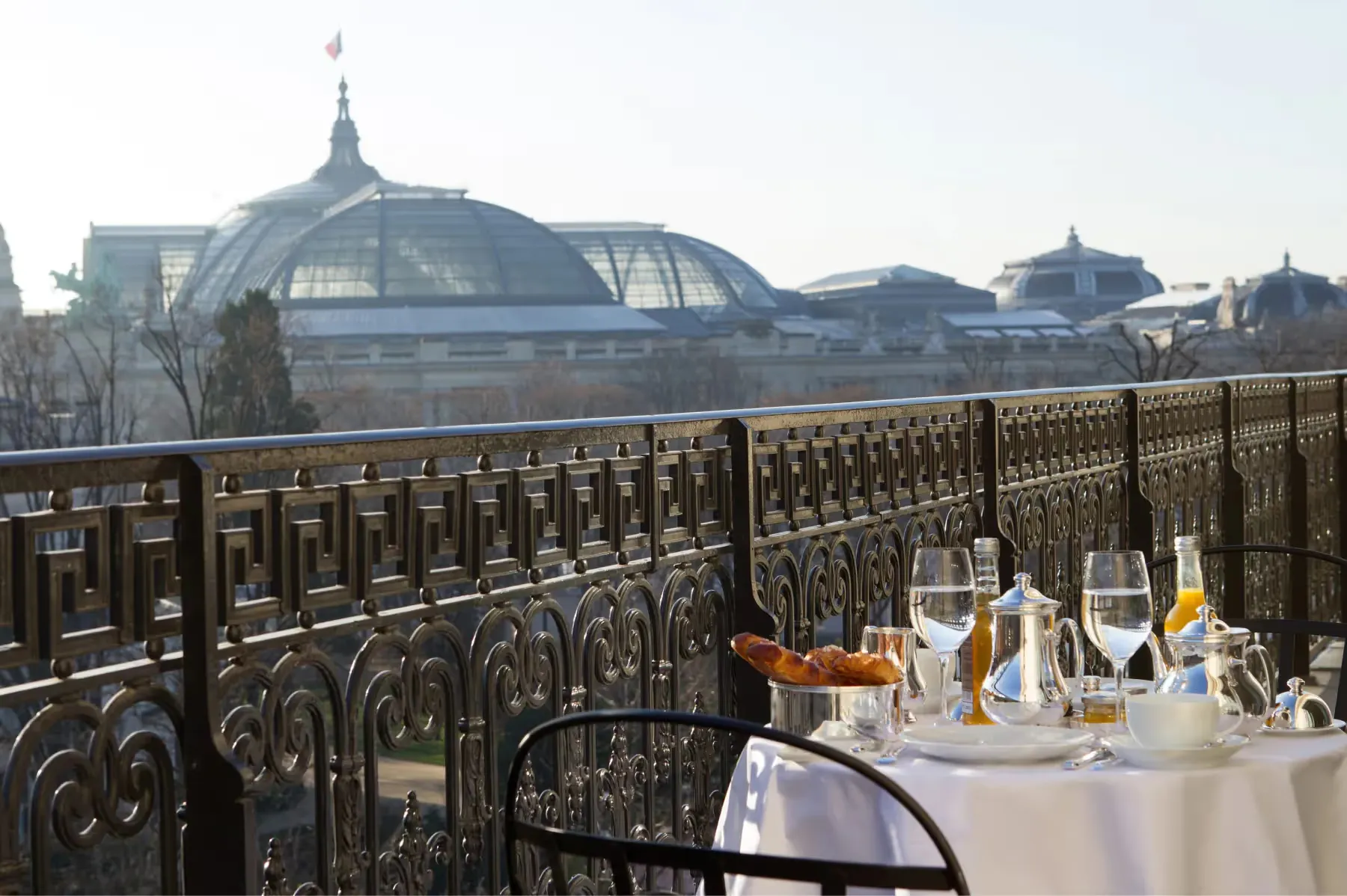 La Réserve Paris dining 13