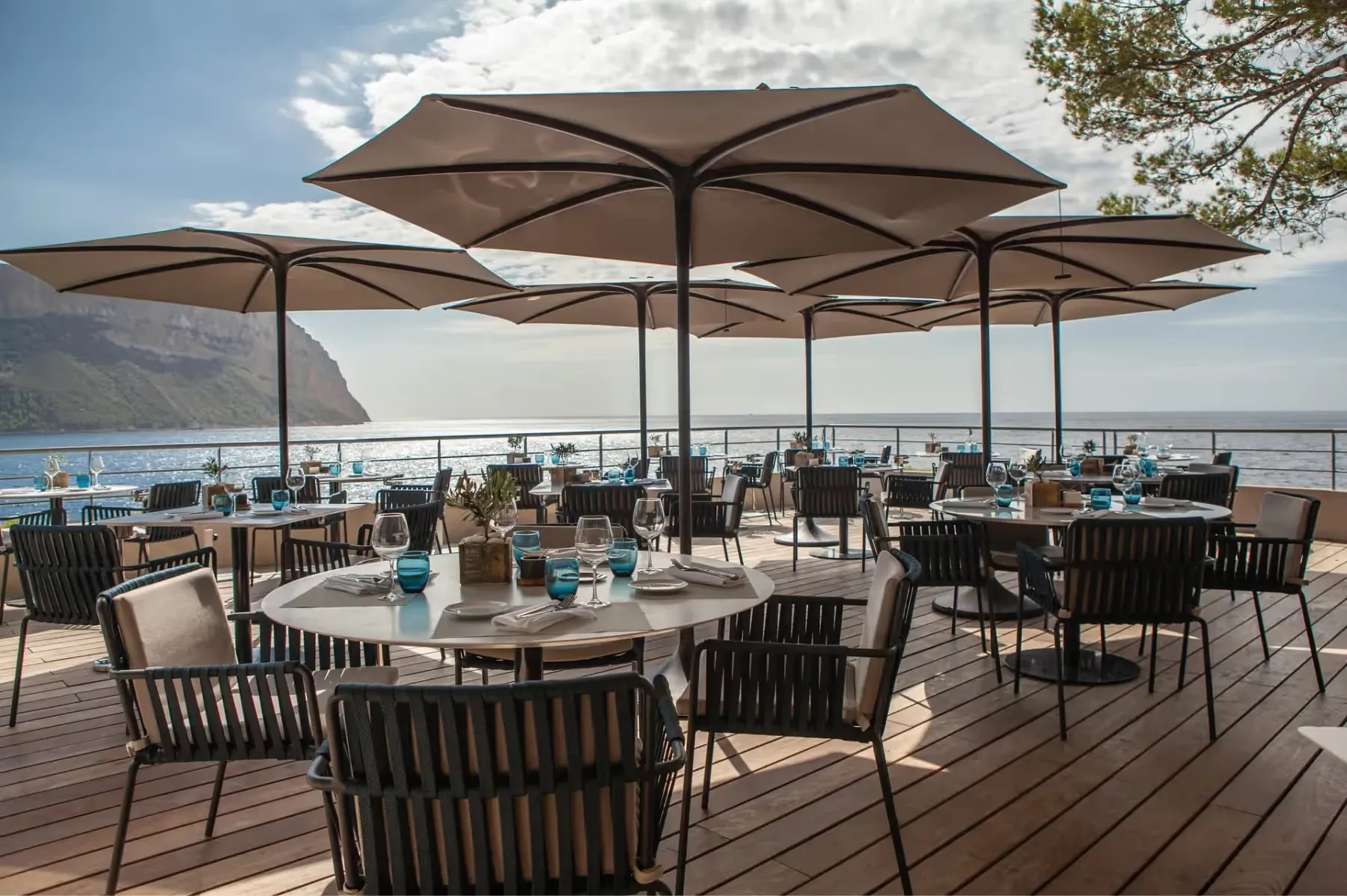 Les Roches Blanches dining 2