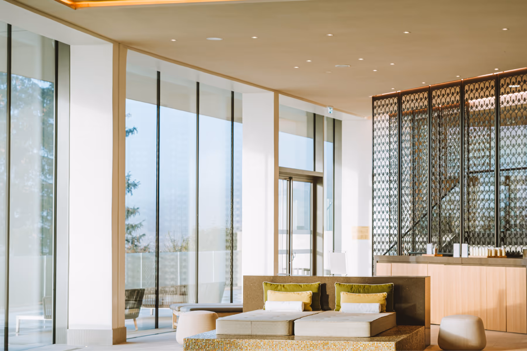 Royal Champagne Hotel & Spa property 4