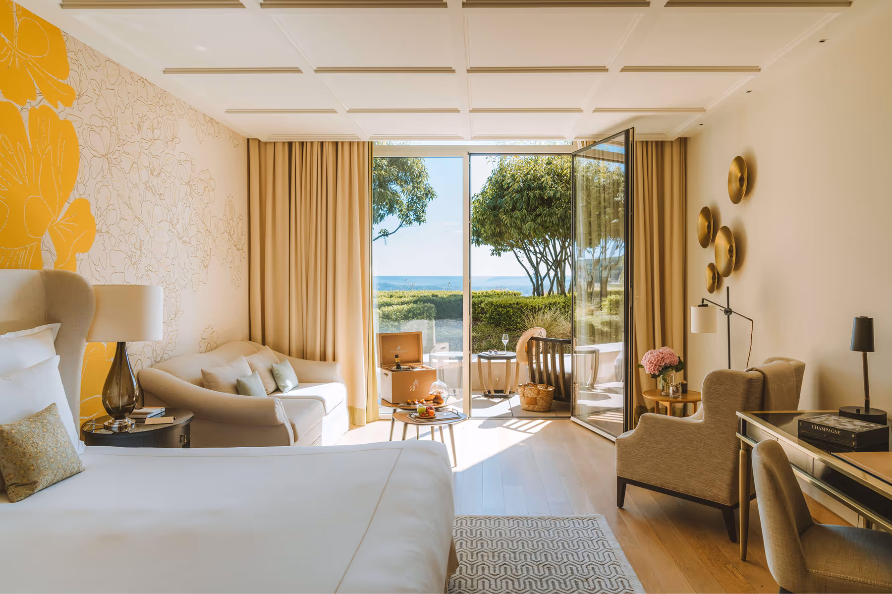Royal Champagne Hotel & Spa rooms 3