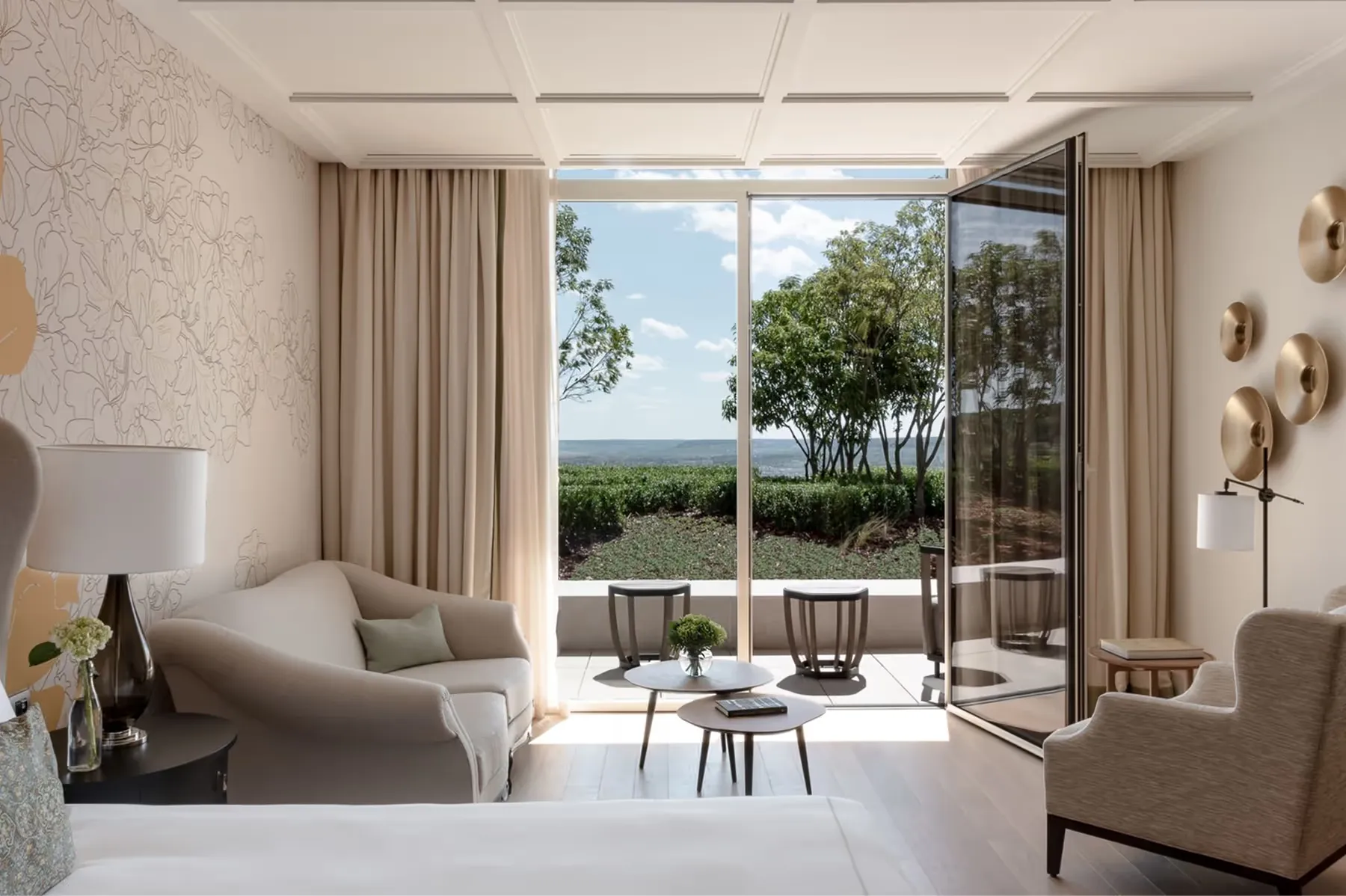 Royal Champagne Hotel & Spa rooms 4