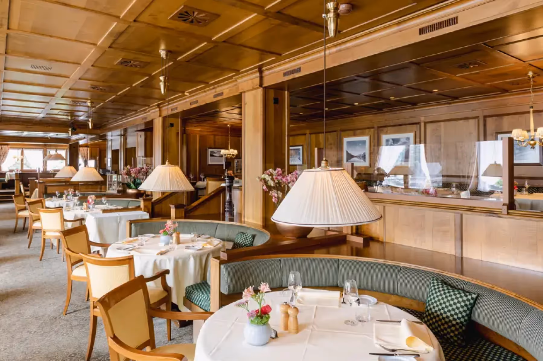 Suvretta House dining 5