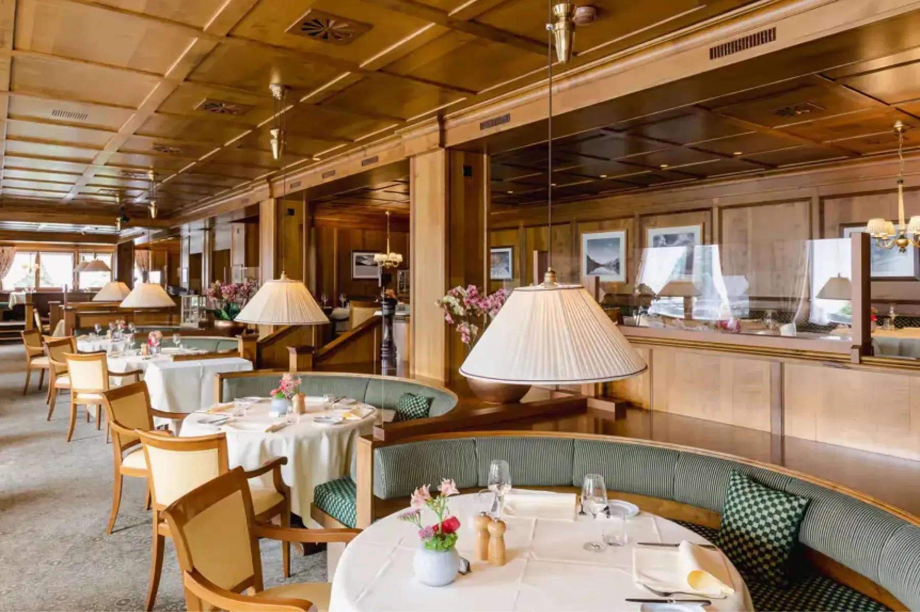 Suvretta House dining 5