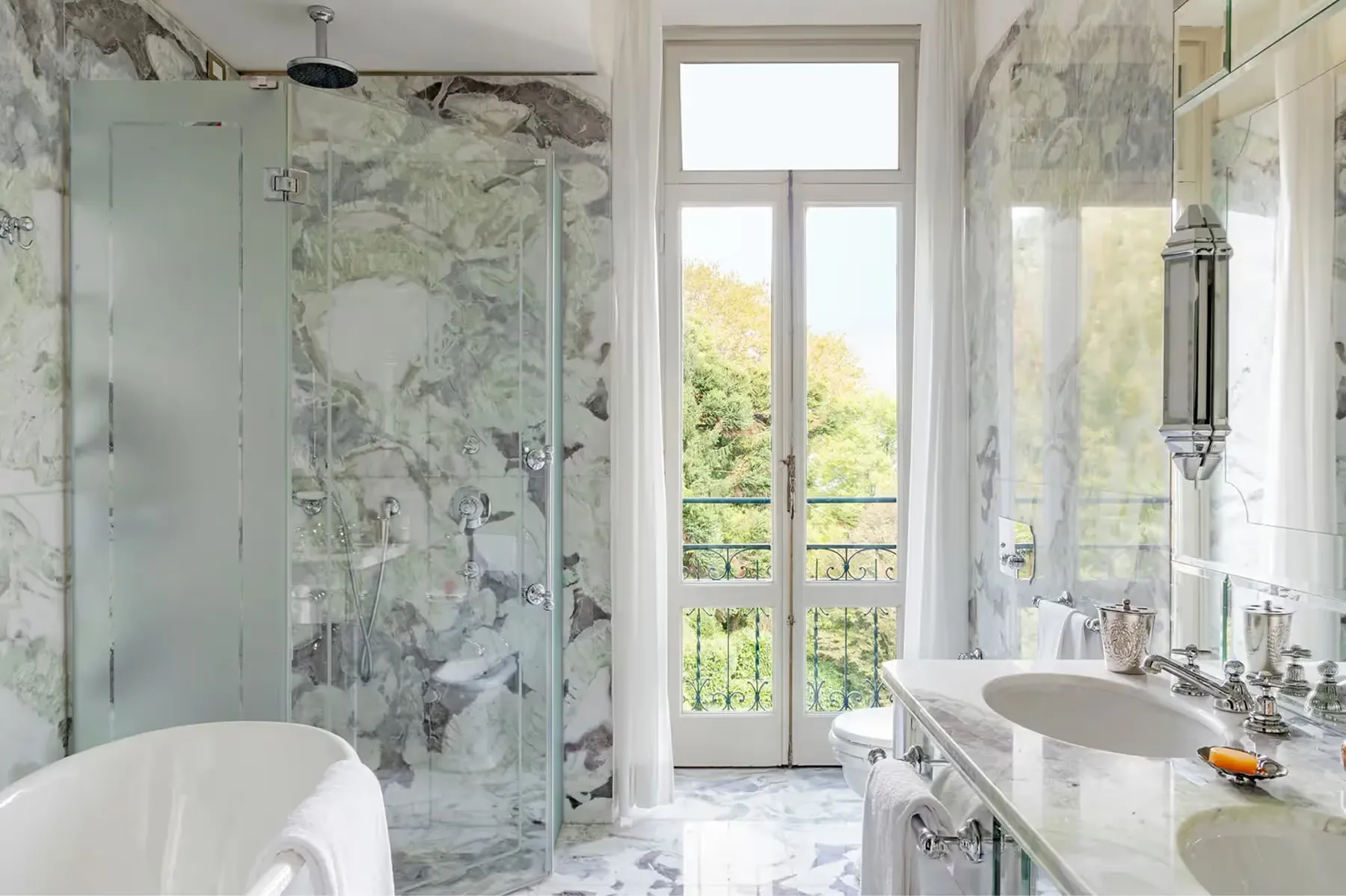 Grand Hotel Tremezzo rooms 2