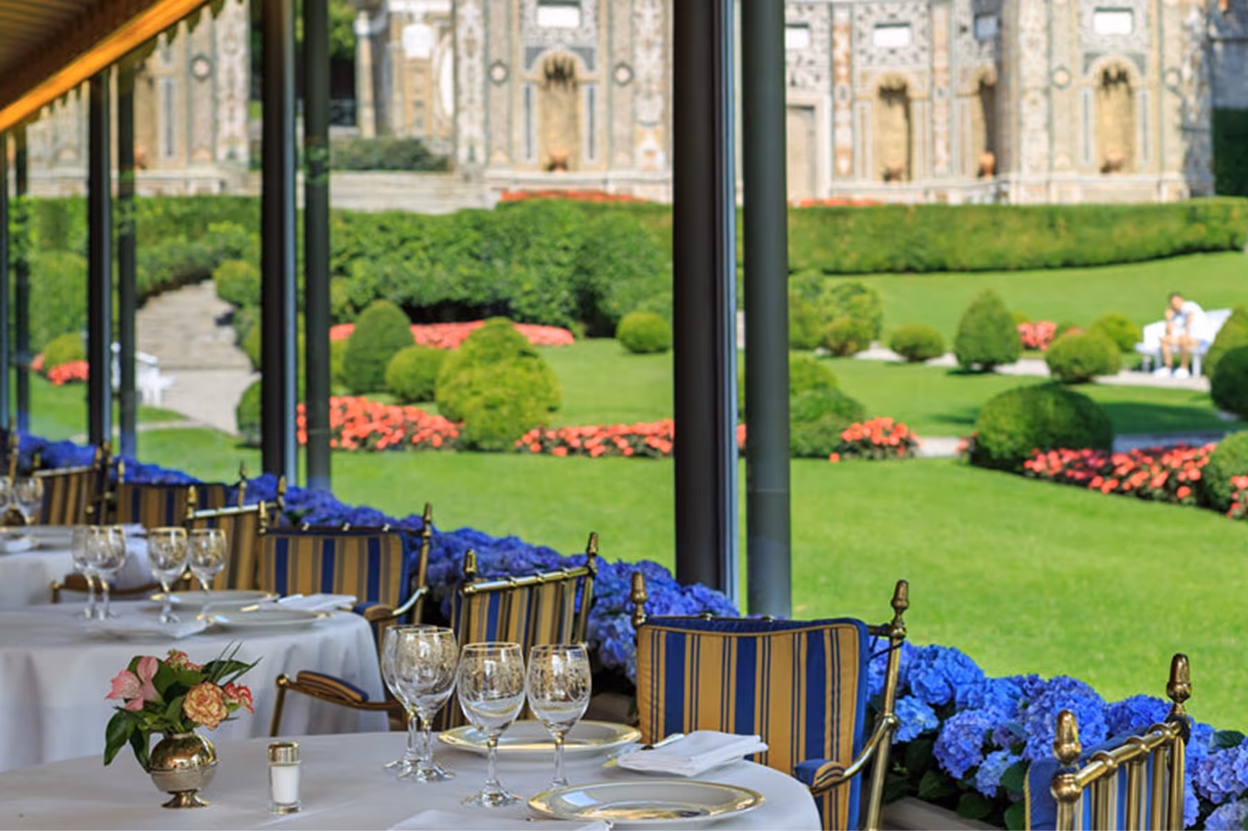 Villa d'Este dining 1