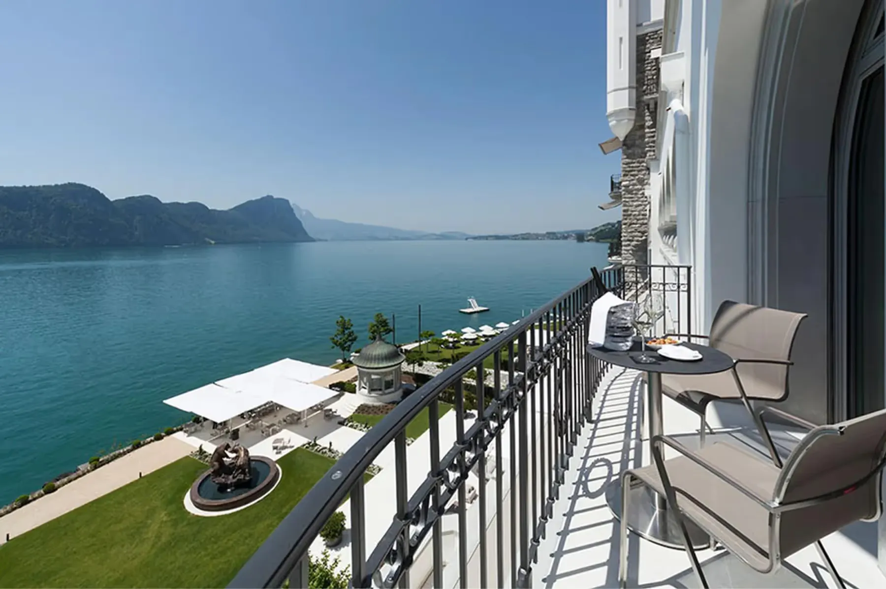 Park Hotel Vitznau overview 4