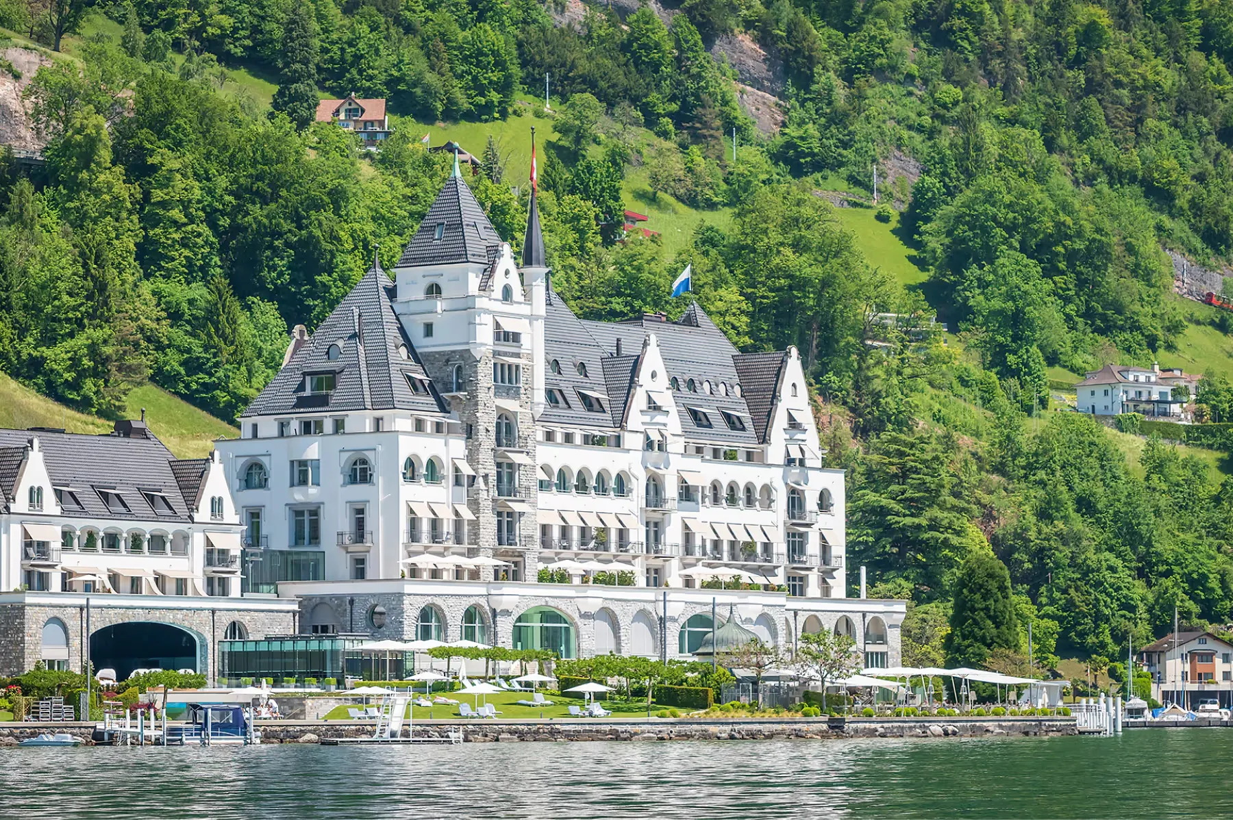 Park Hotel Vitznau property 2
