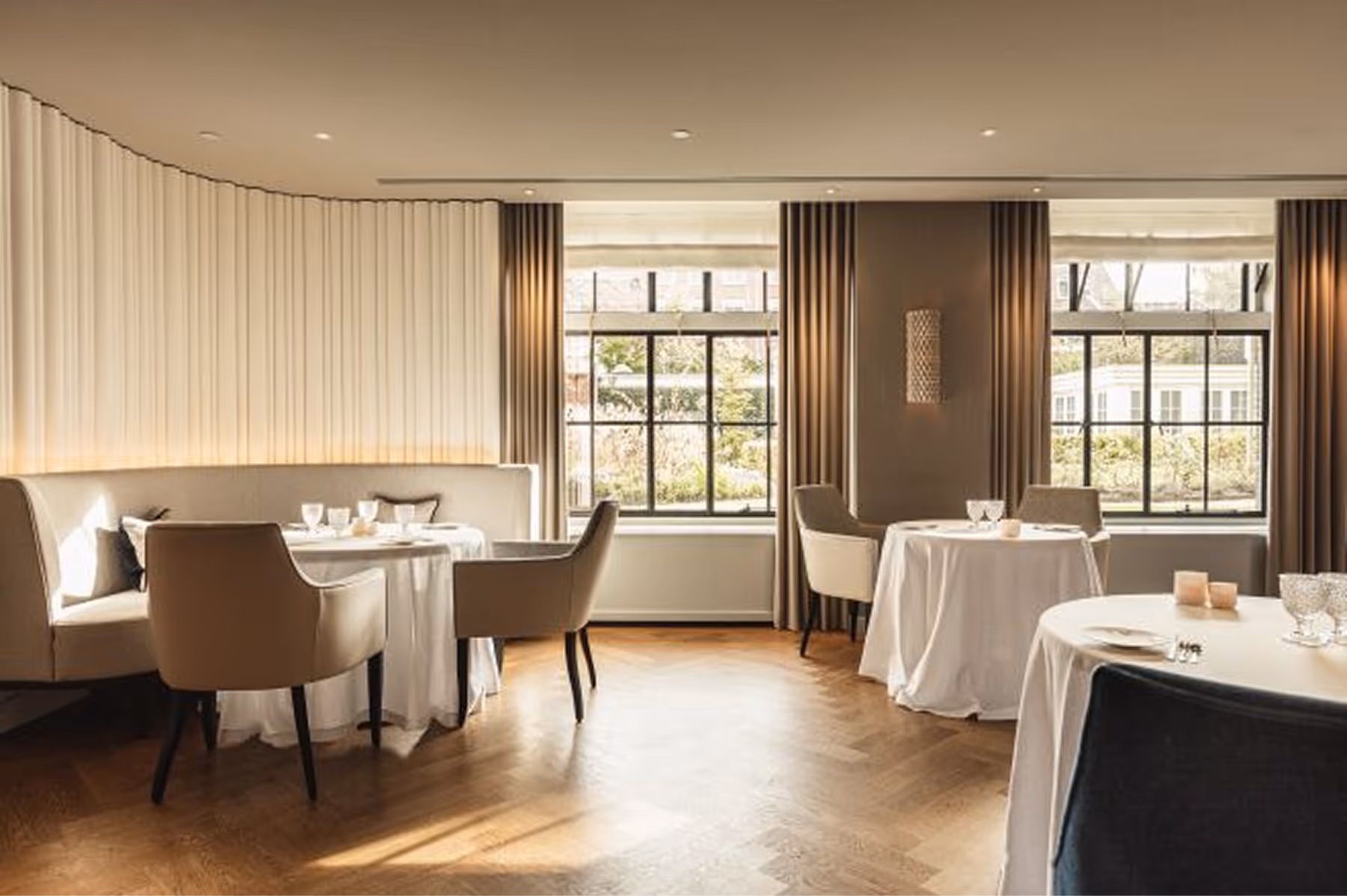 Waldorf Astoria Amsterdam dining 1