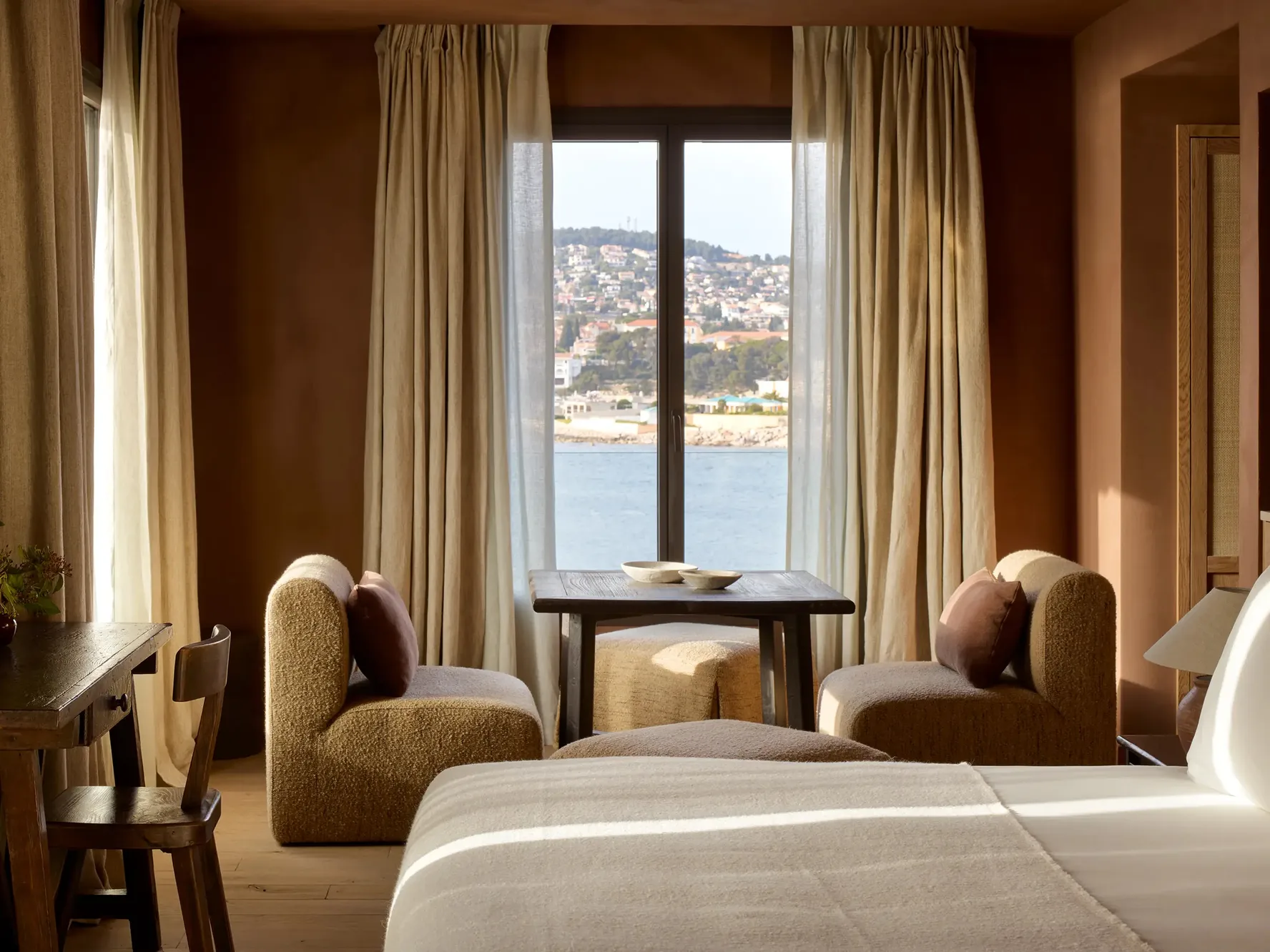 A suite at Zannier Île de Bendor