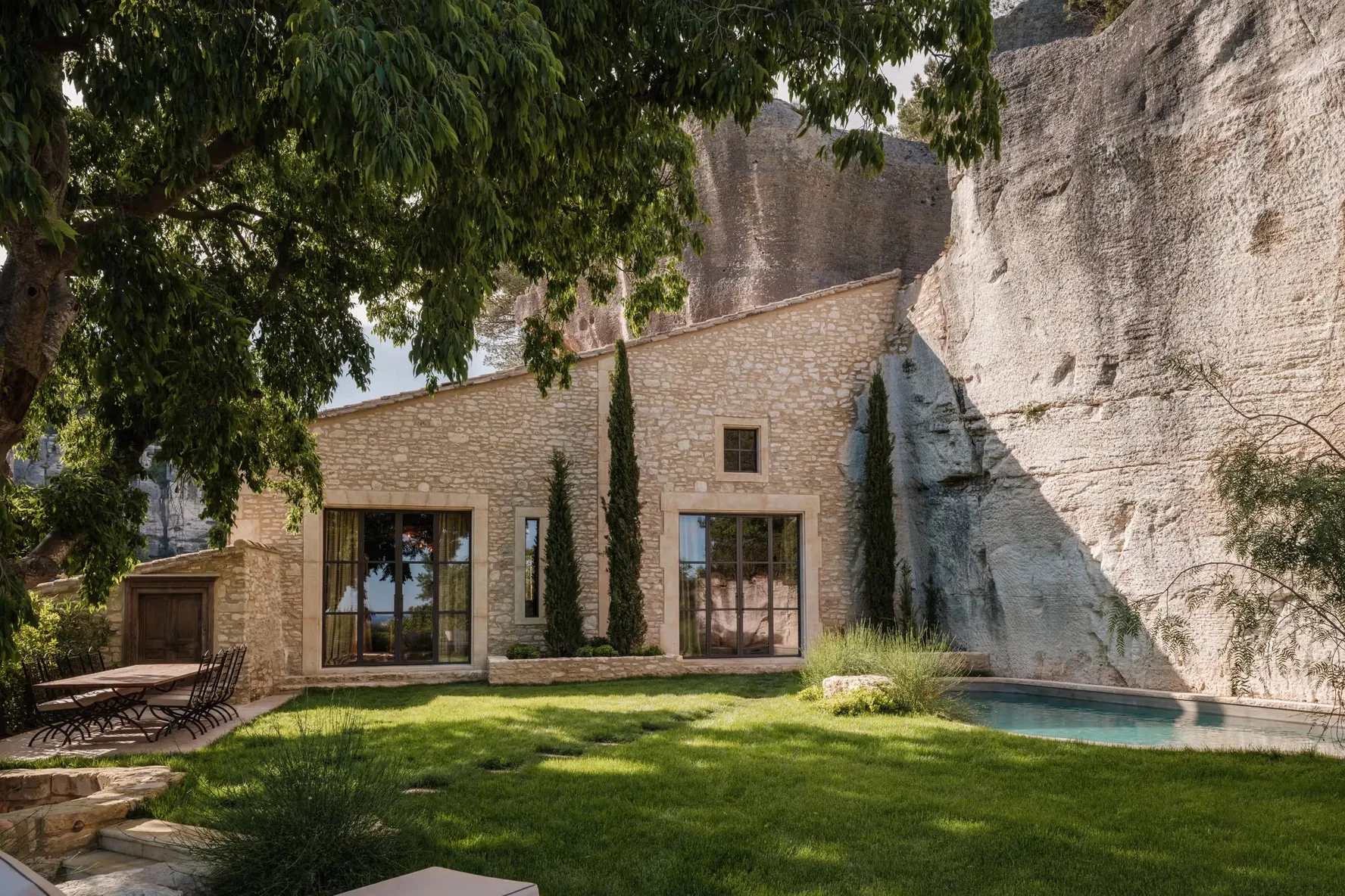 The stone house at La Bergerie, set into the rock below the village of Les Baux